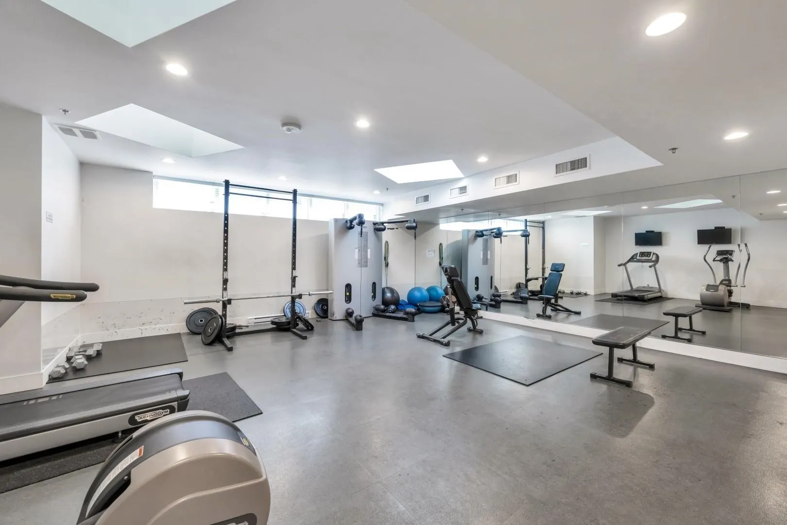 2788 Prince Edward Street #9xx