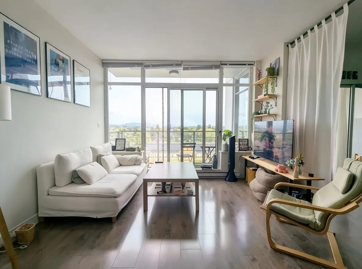 2788 Prince Edward Street #9xx