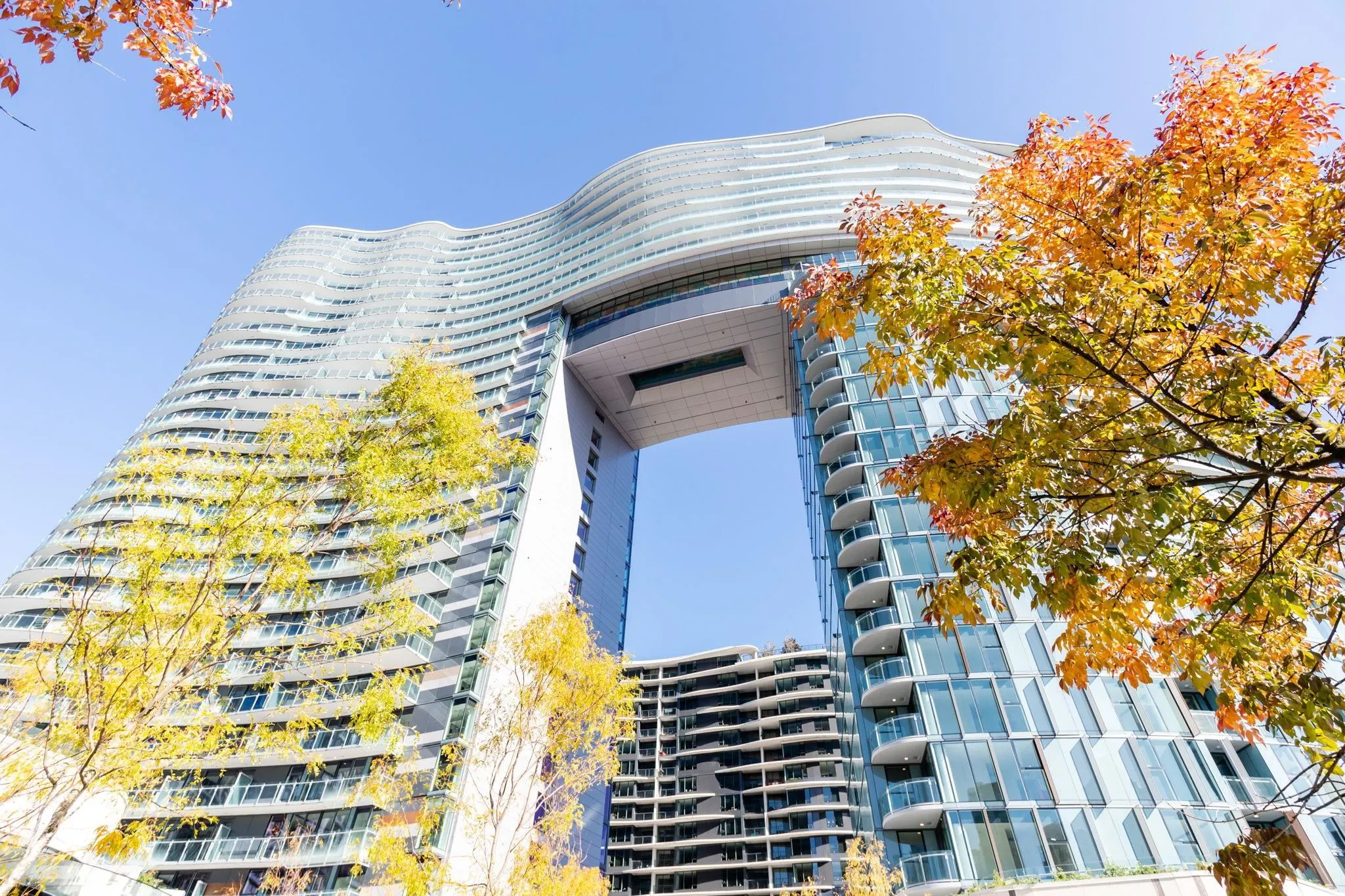 89 Nelson Street #2401
