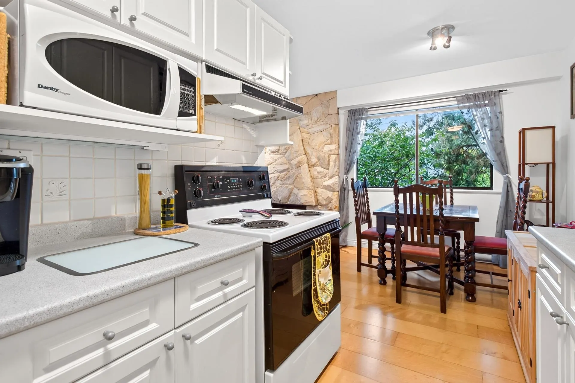 1721 St. Georges Avenue #303