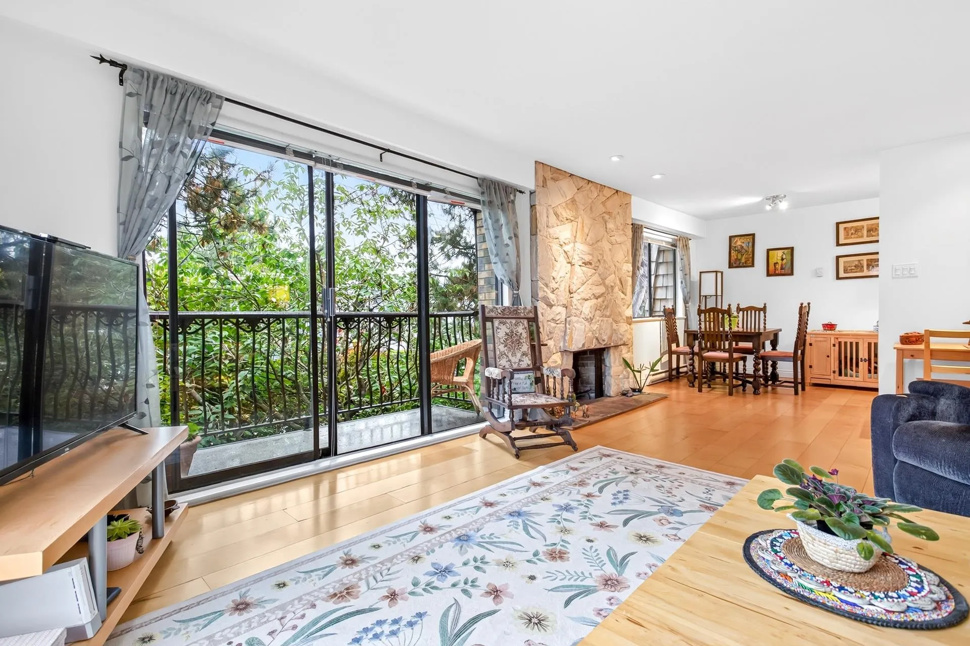 1721 St. Georges Avenue #303