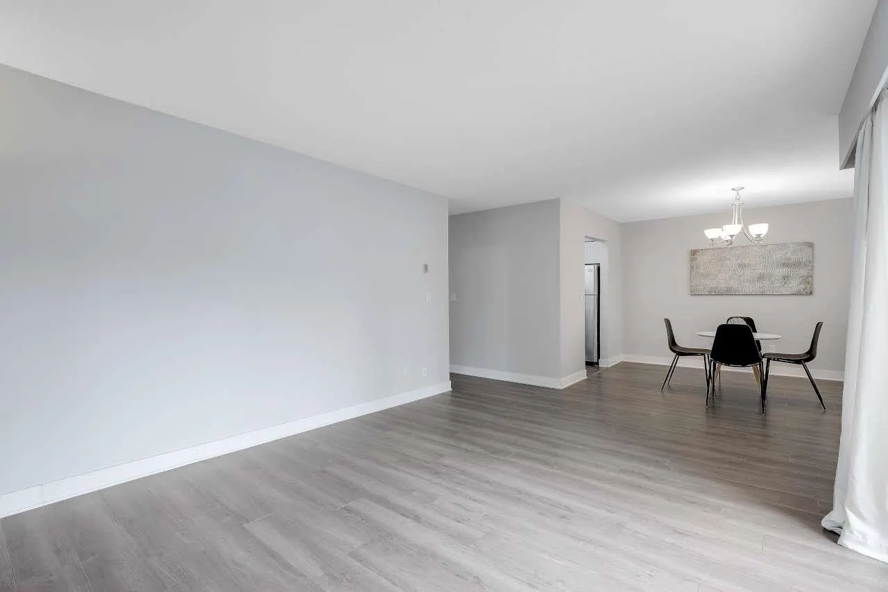 1544 Fir Street #207