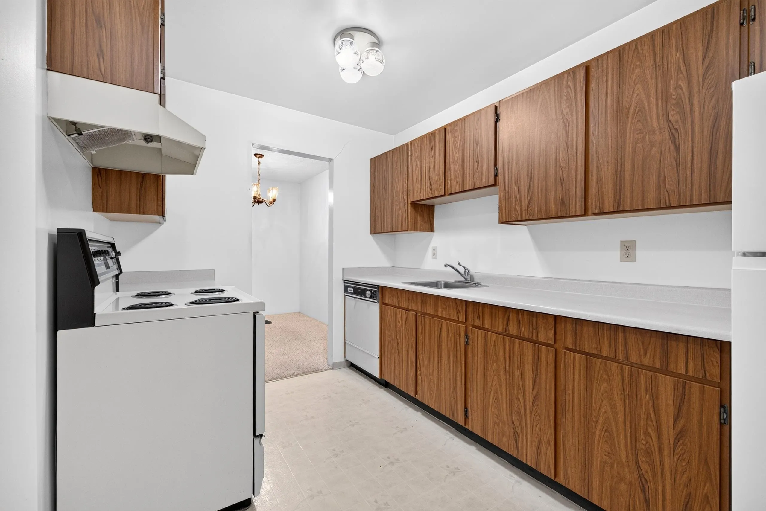 1760 Southmere Crescent #207