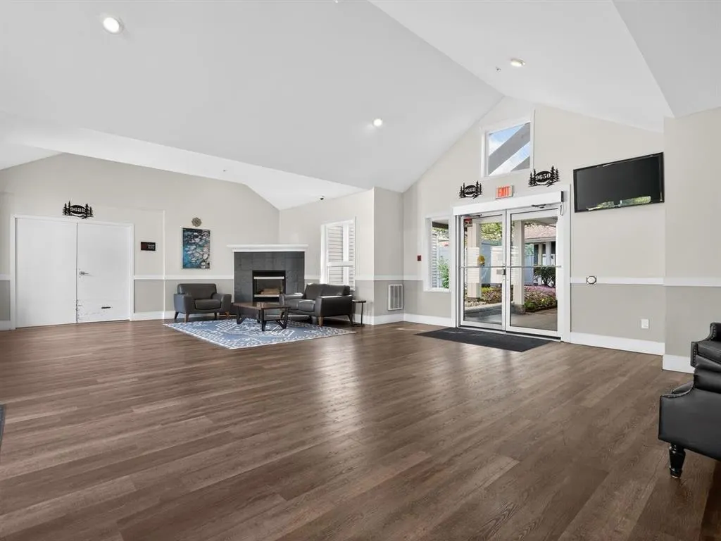 9626 148 Street #310