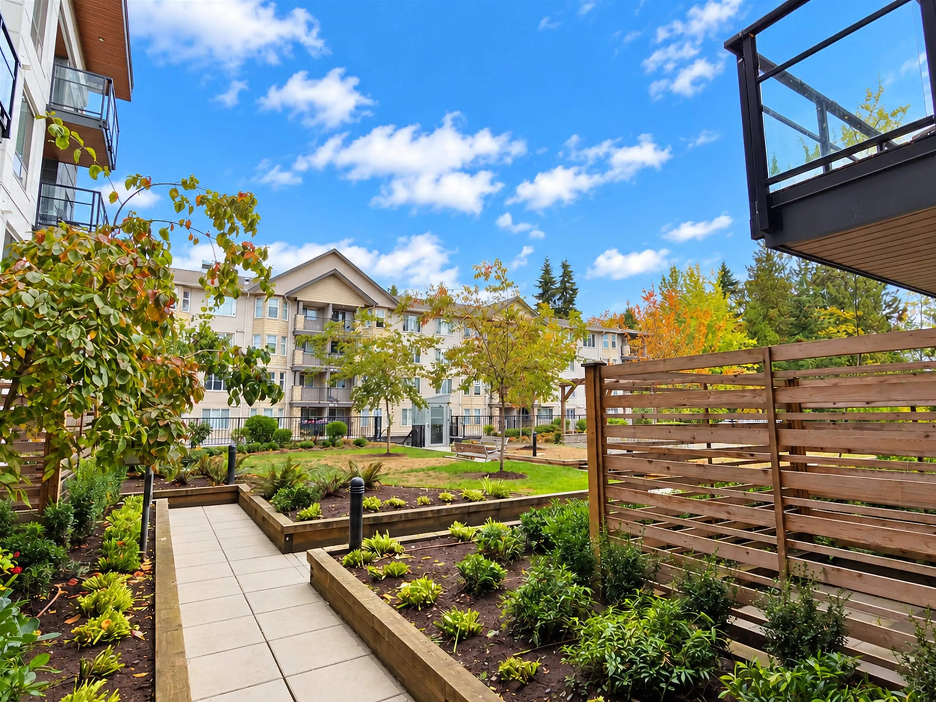 19825 54 Avenue #409