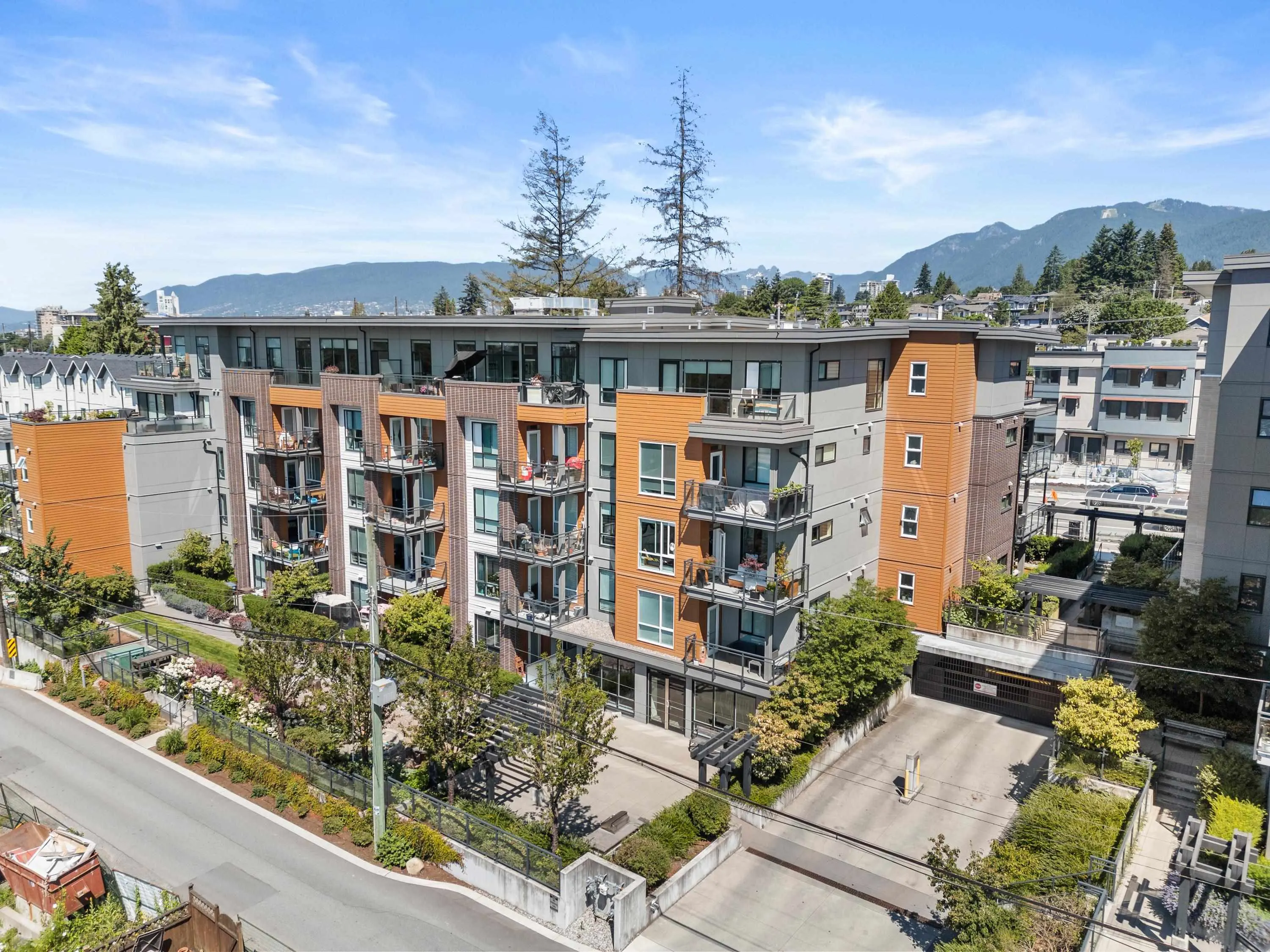 615 E 3rd Street #205