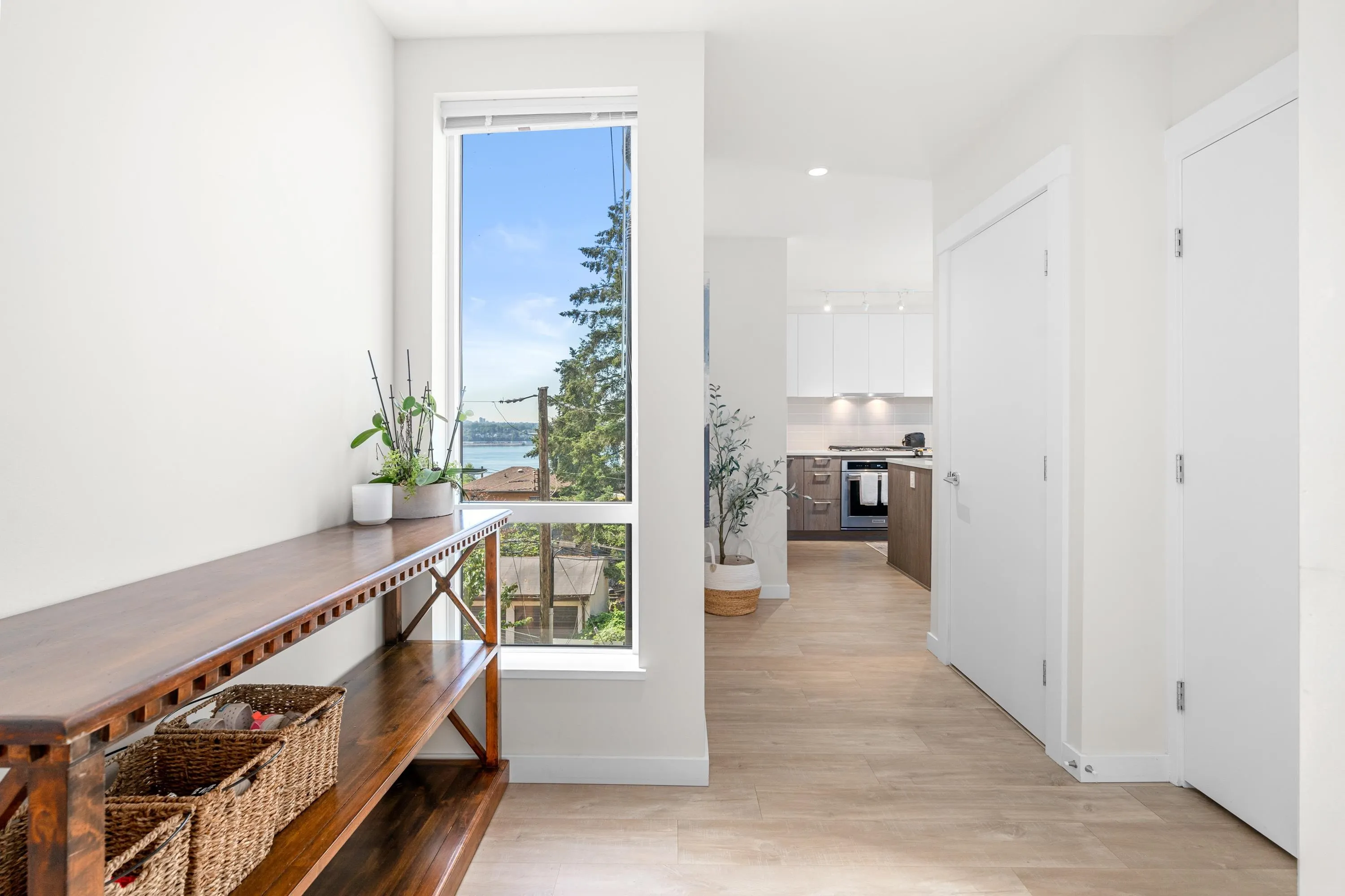 615 E 3rd Street #205