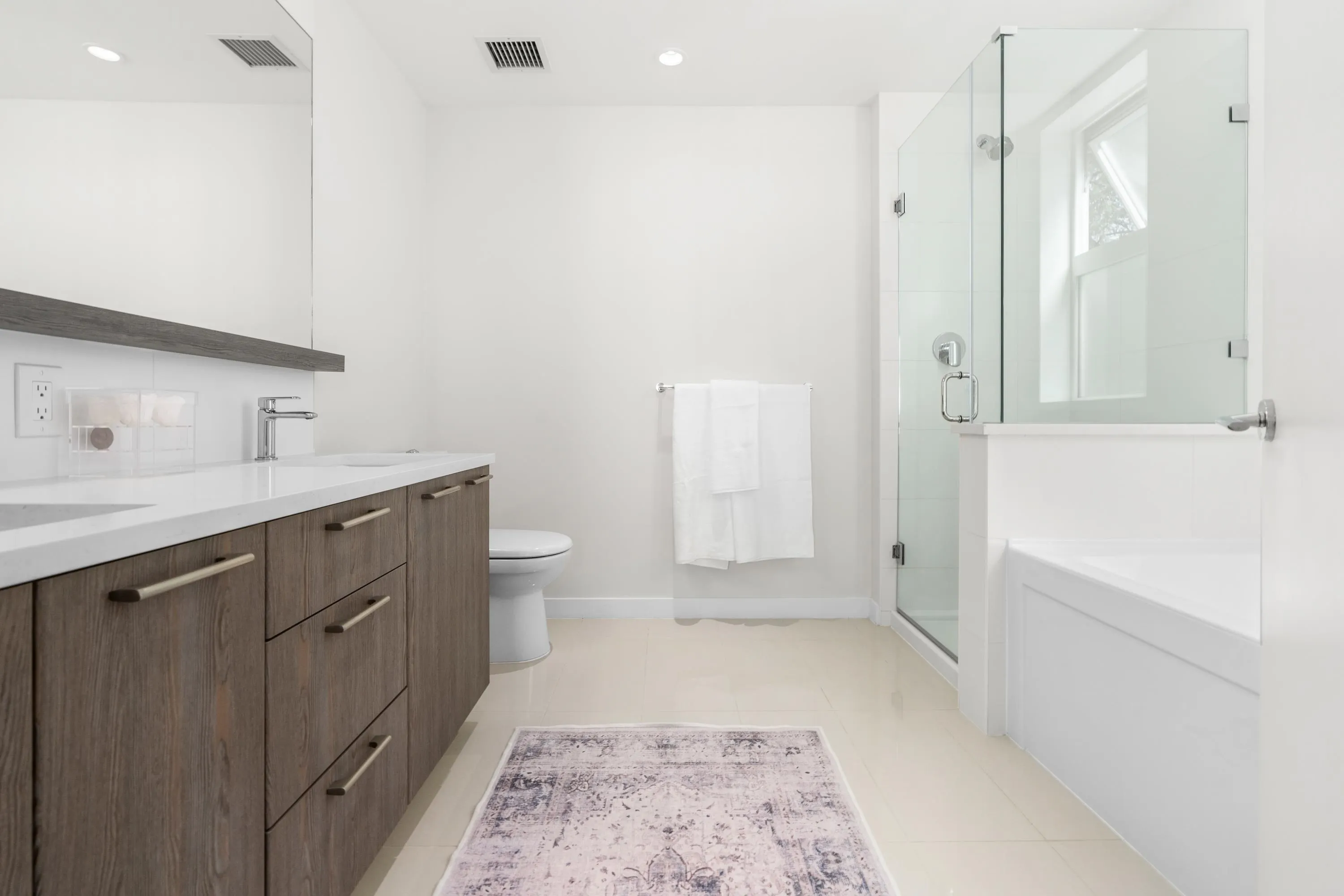 615 E 3rd Street #205
