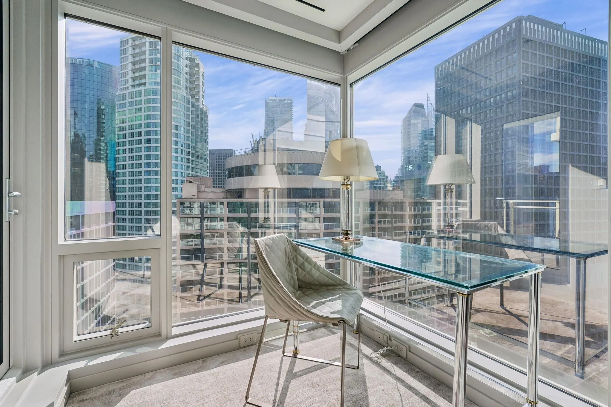 1139 W Cordova Street #1701