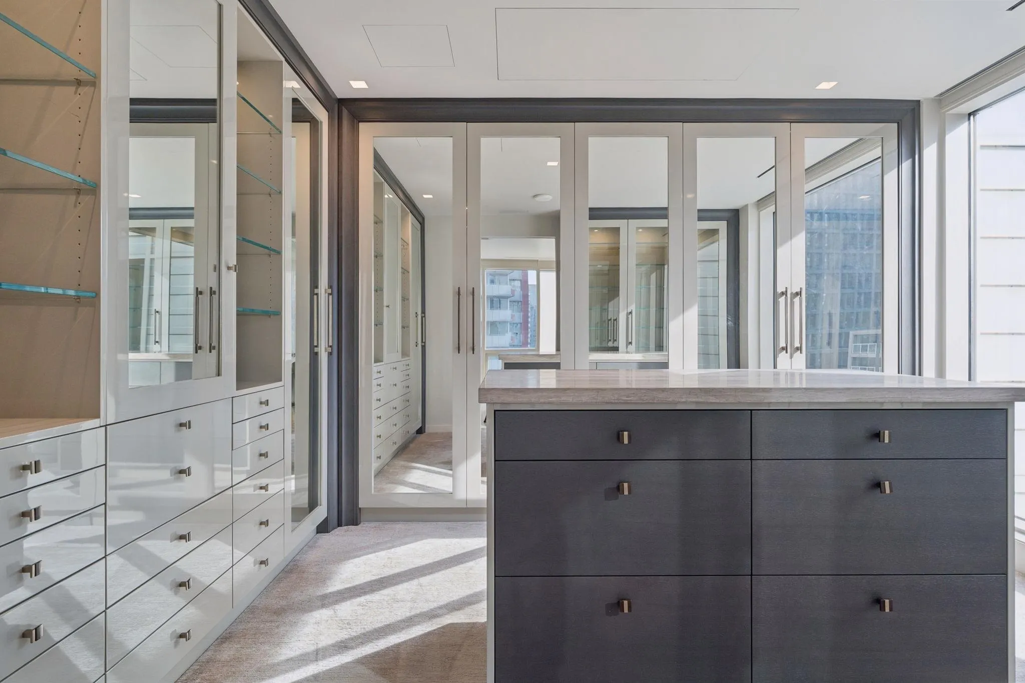 1139 W Cordova Street #1701