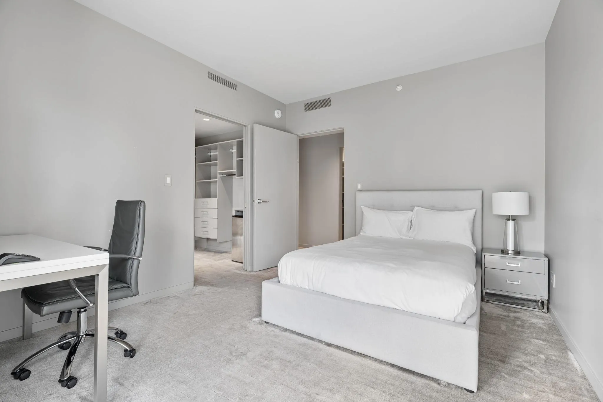 1139 W Cordova Street #1701