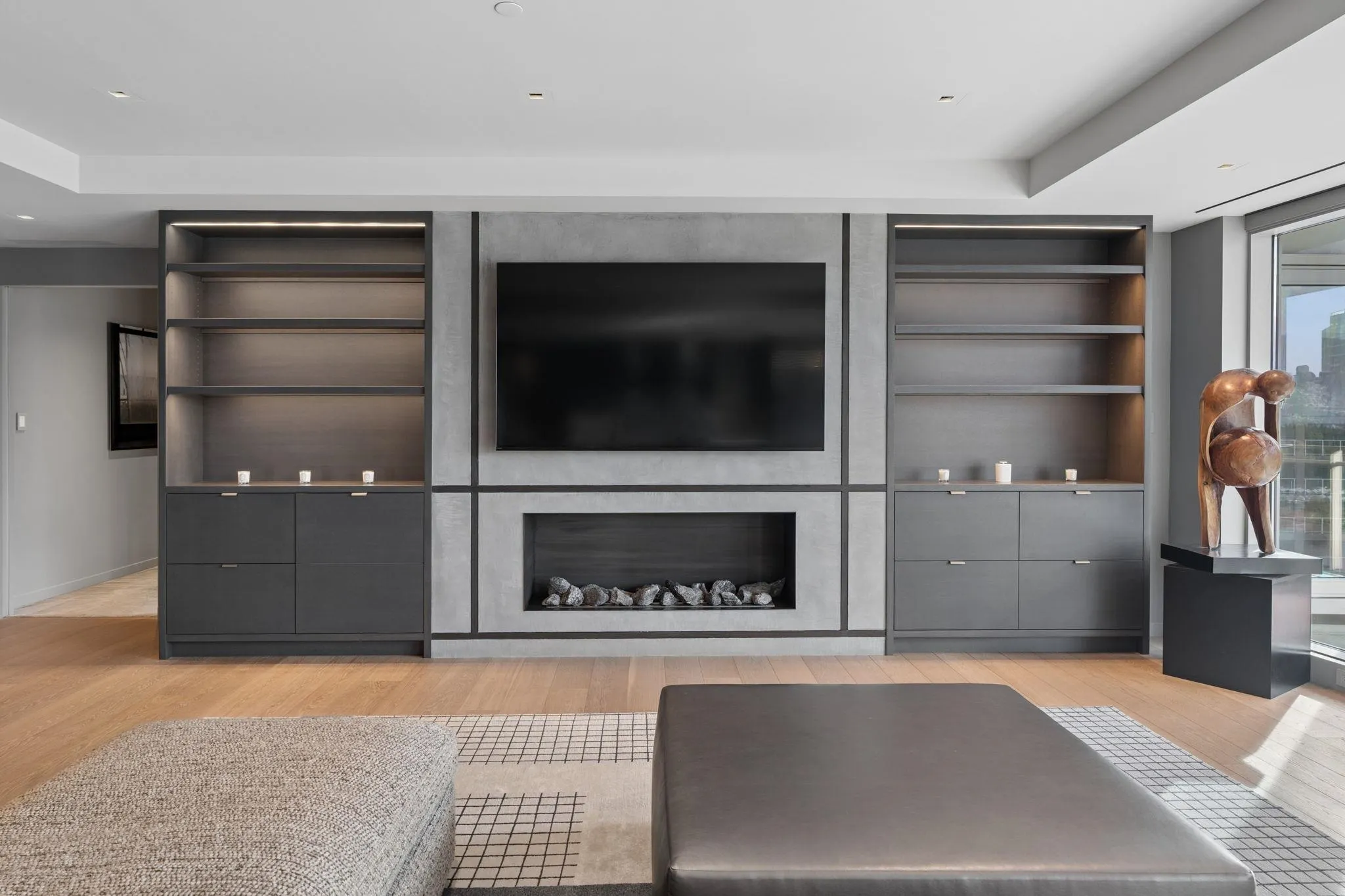 1139 W Cordova Street #1701