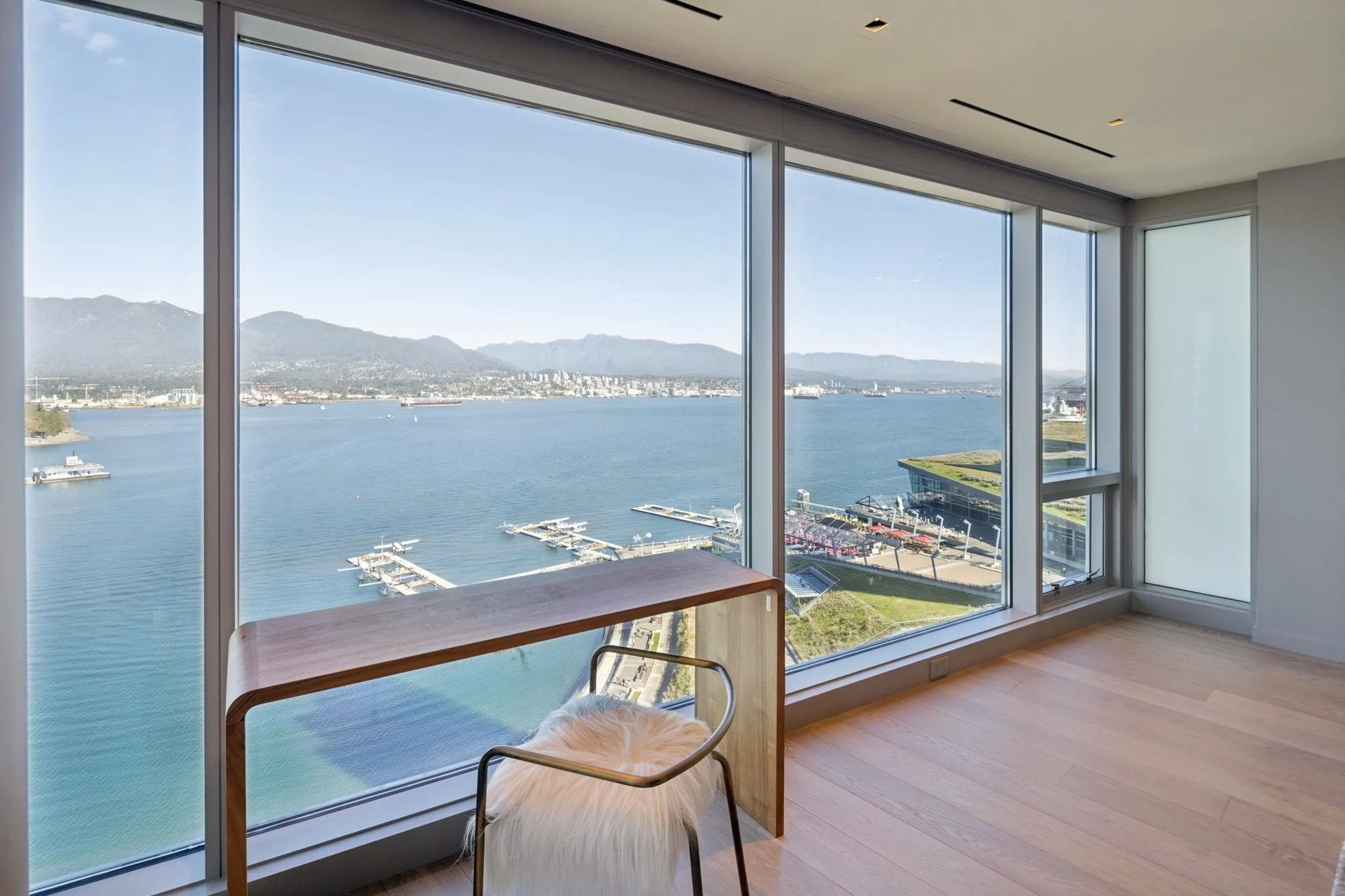 1139 W Cordova Street #1701
