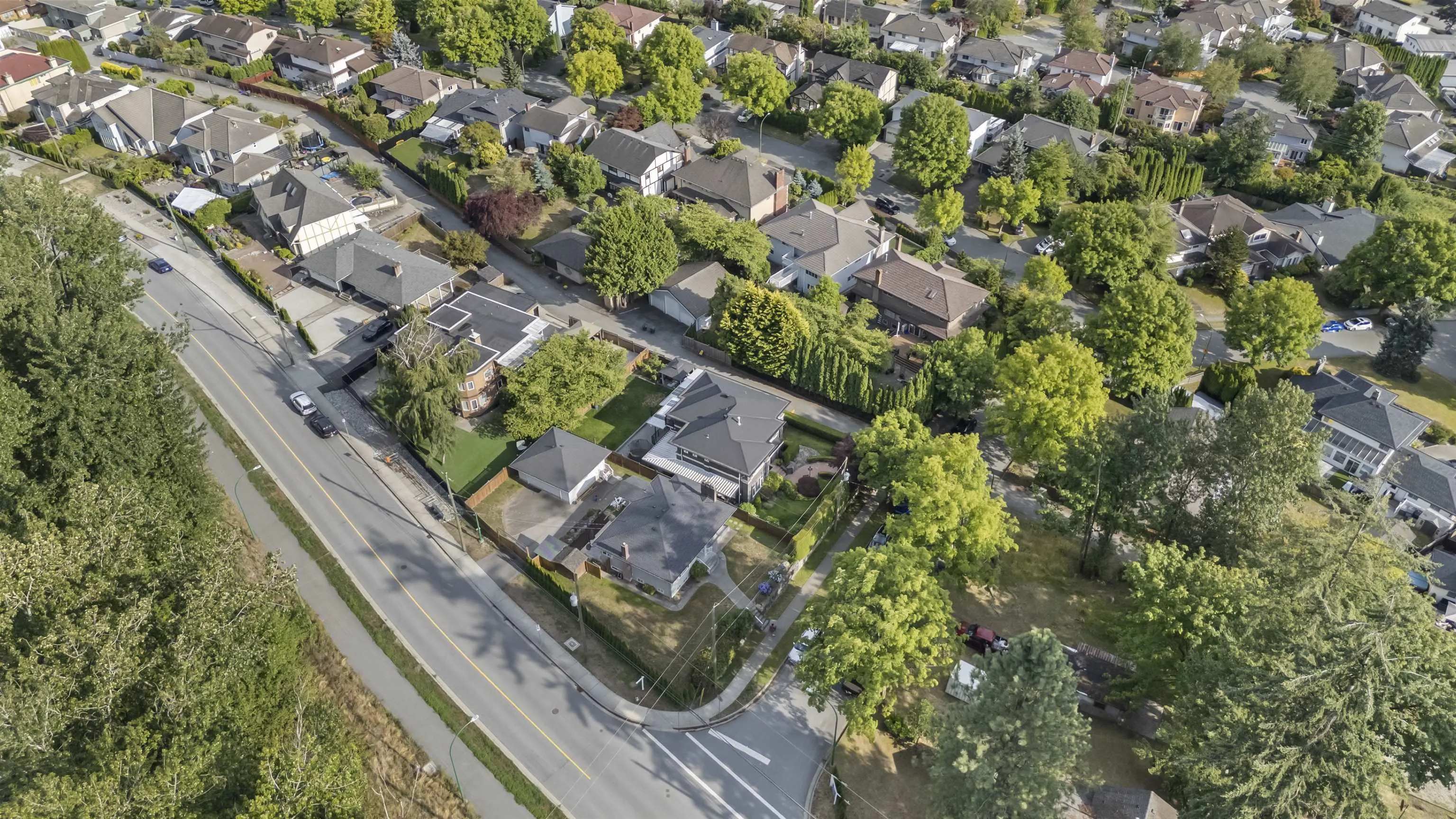 2510 Camrose Drive