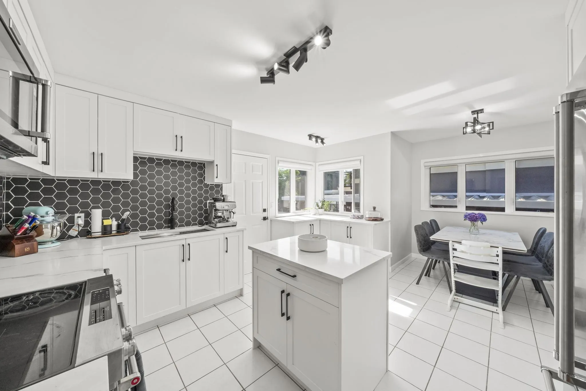2510 Camrose Drive