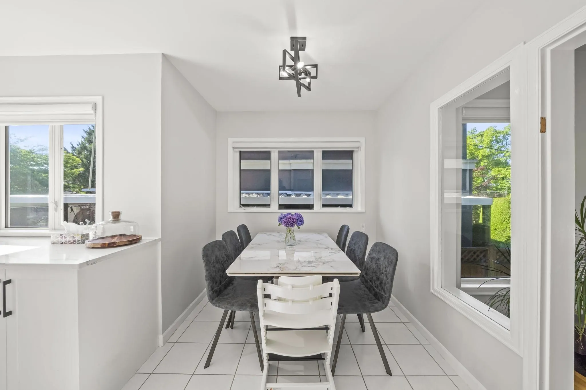 2510 Camrose Drive