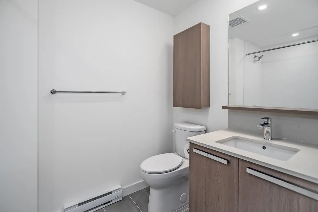 13788 76 Avenue #406