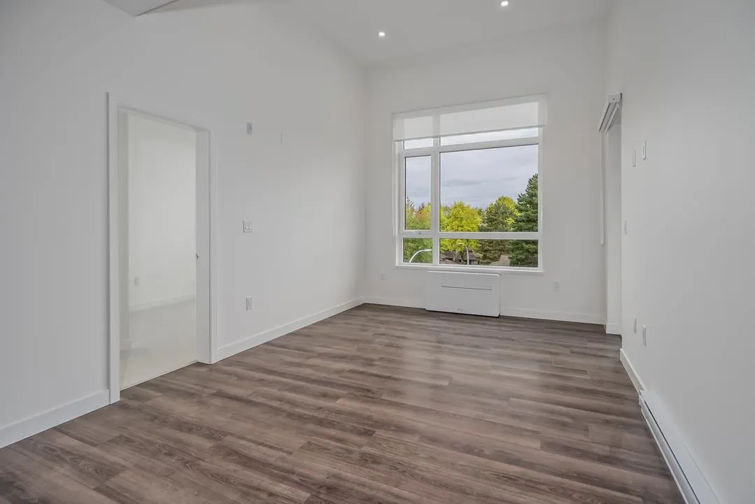 13788 76 Avenue #406