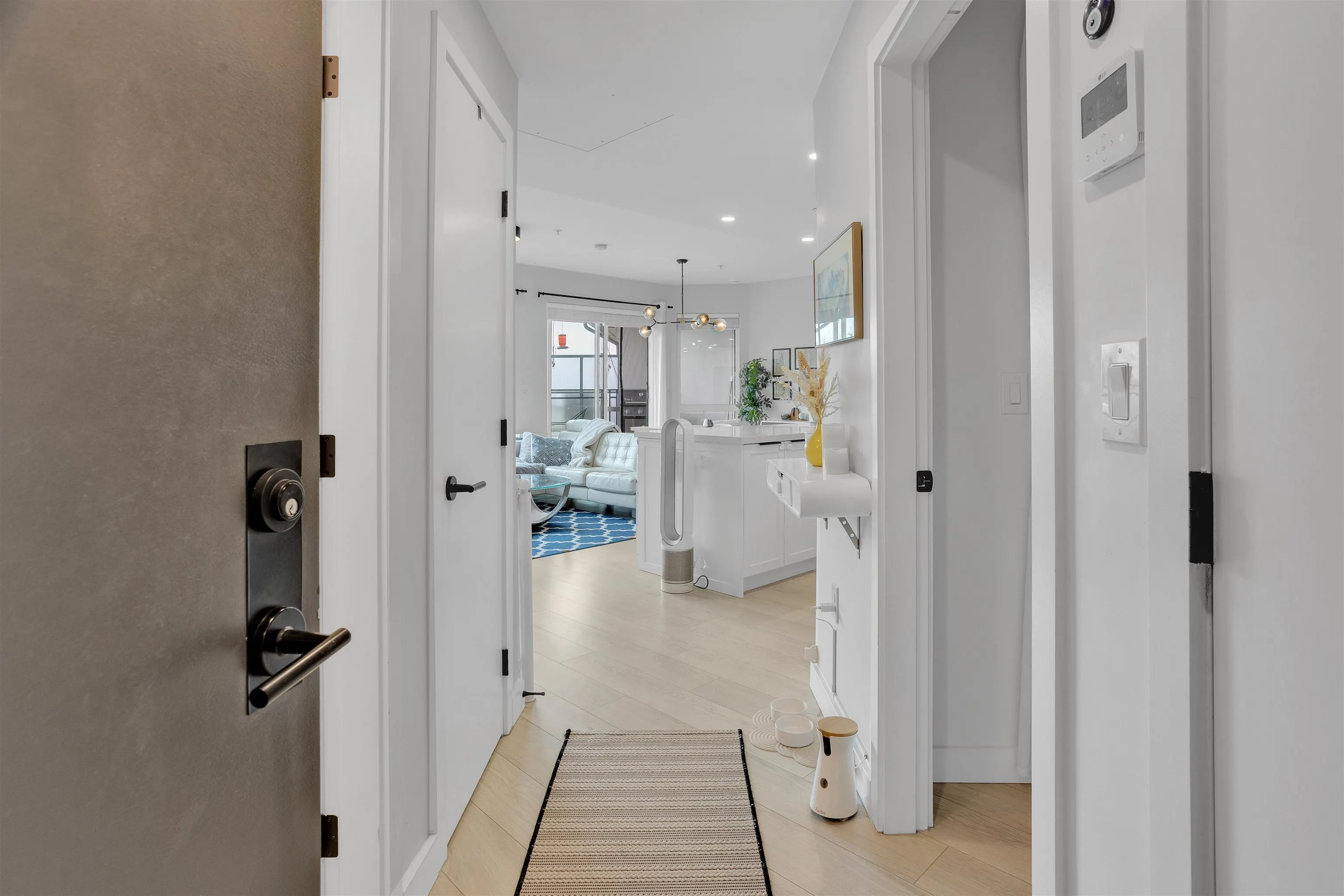 3038 St George Street #609