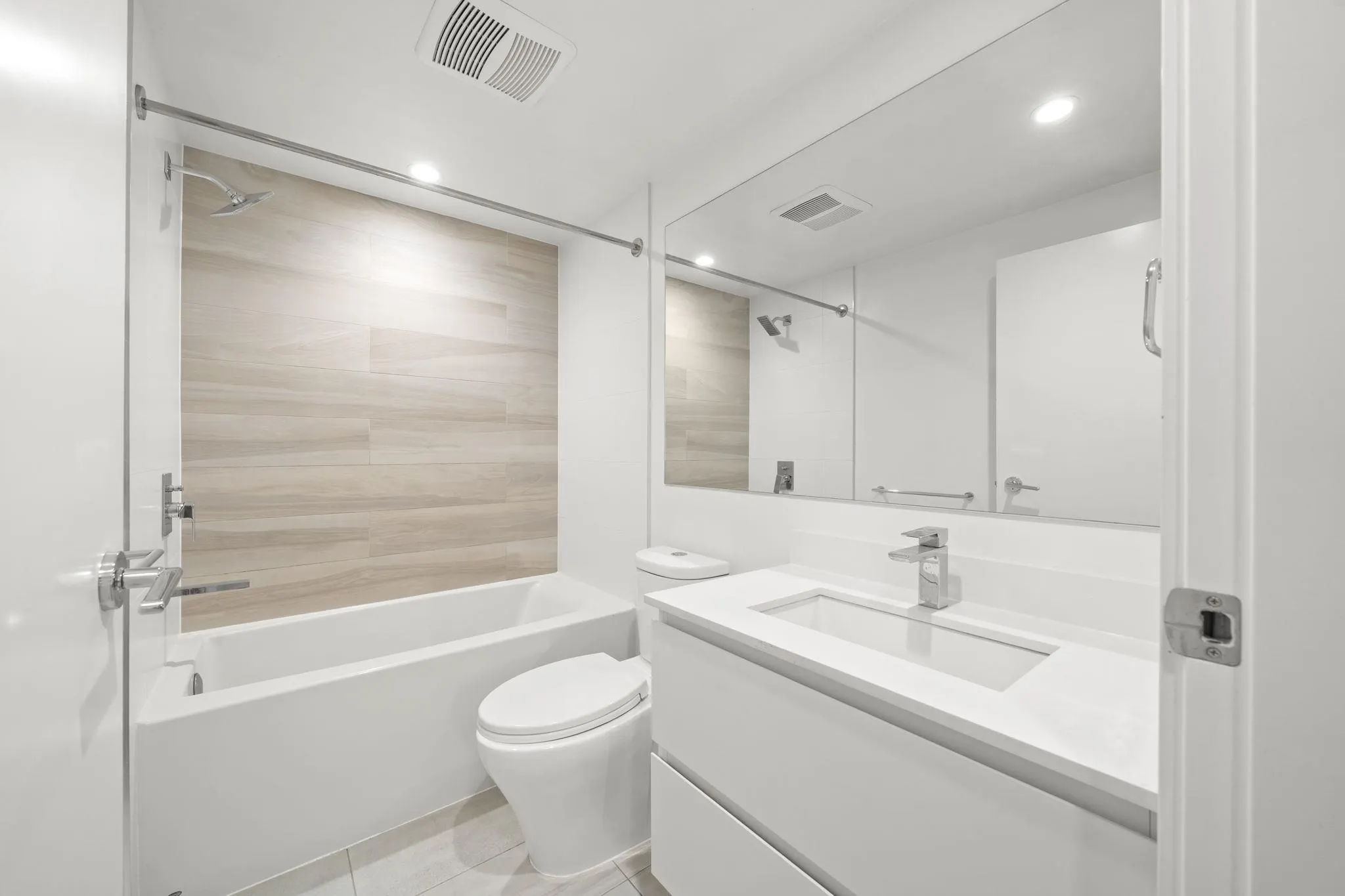 13615 Fraser Highway #1204