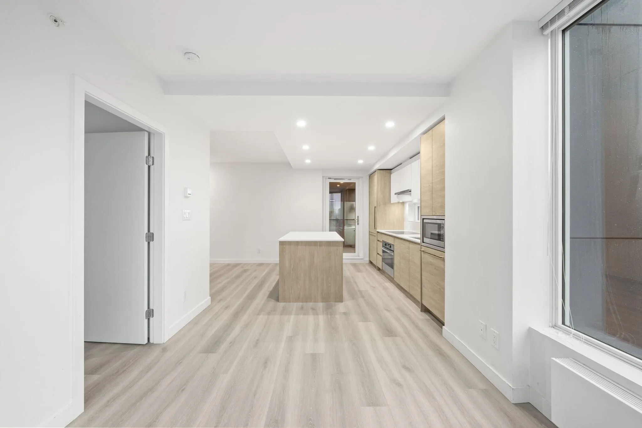 13615 Fraser Highway #1204