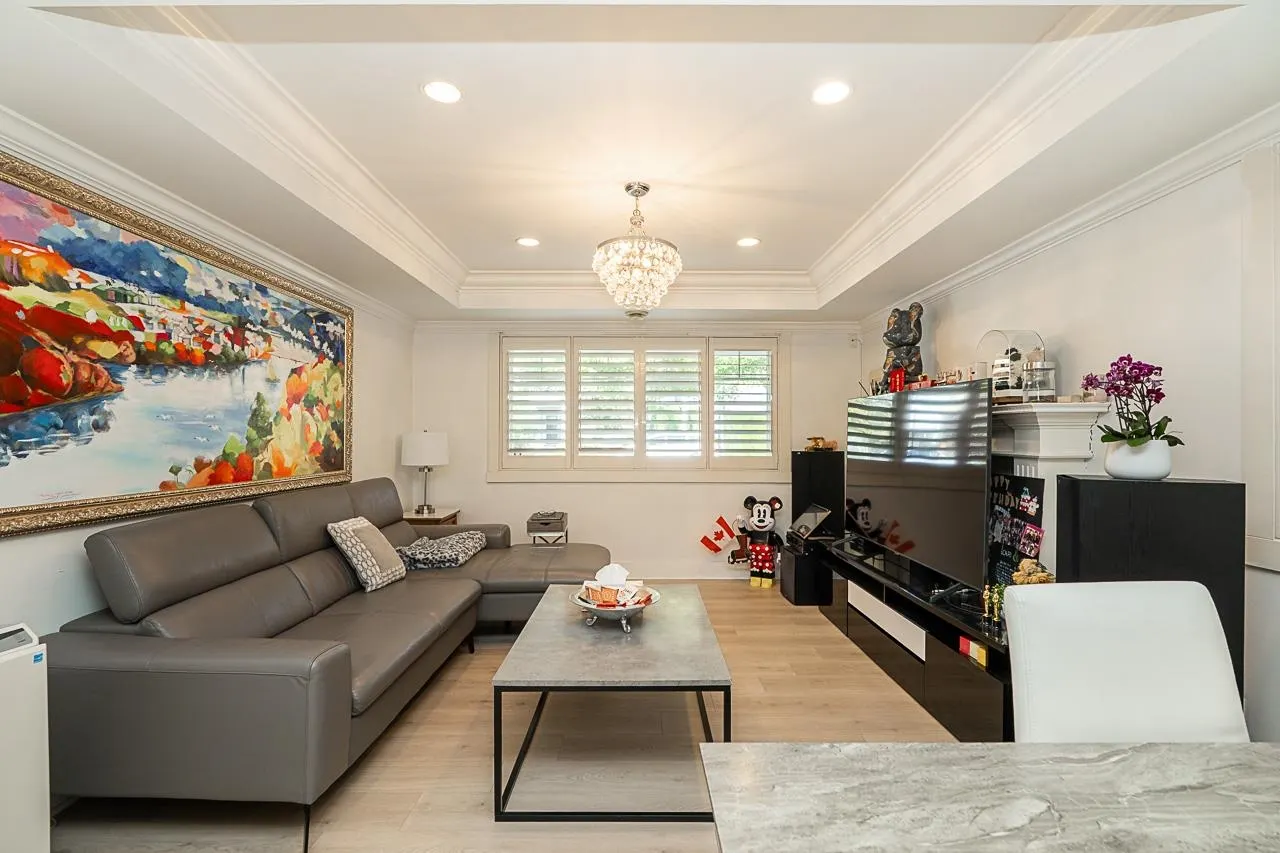 4875 Linden Drive