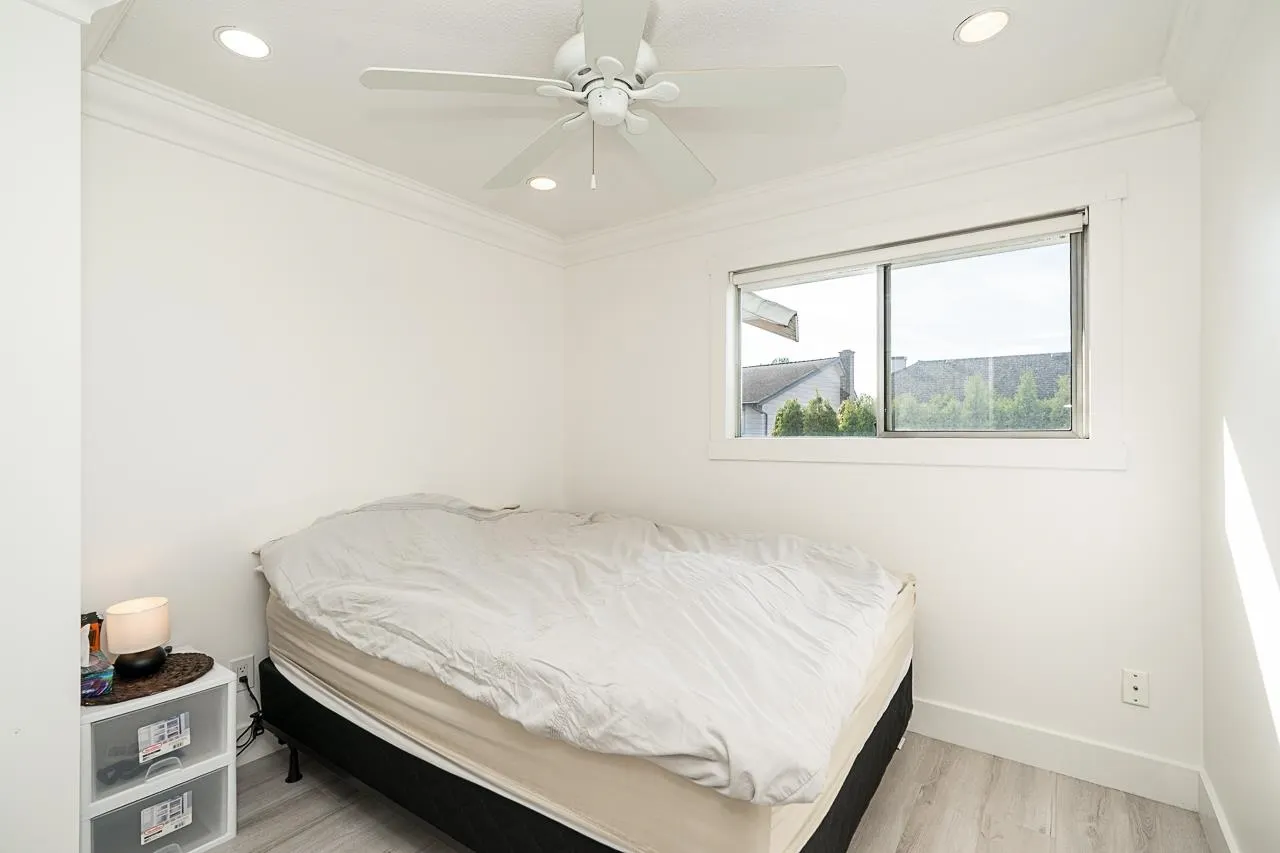 4875 Linden Drive