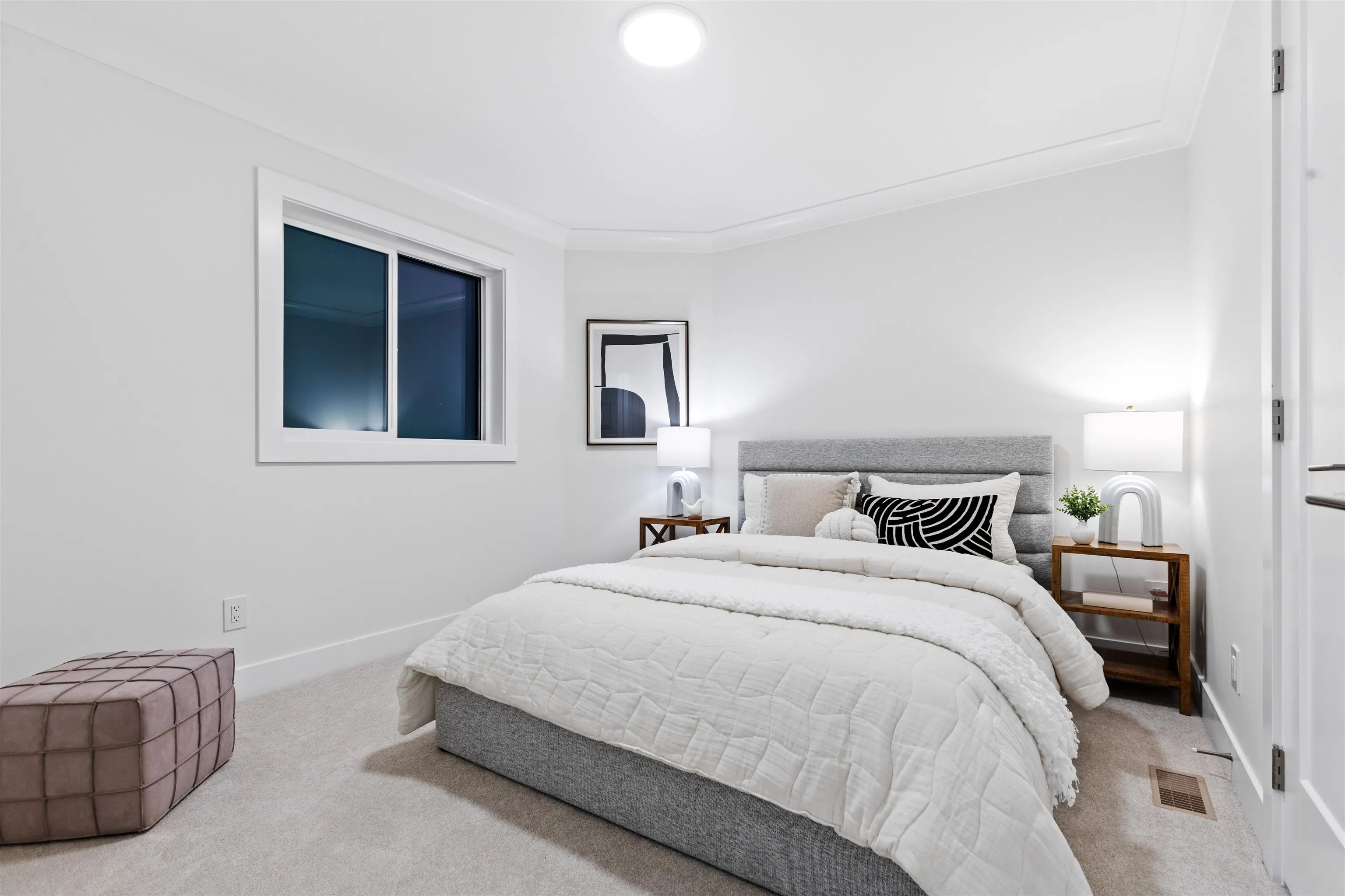 16623 18a Avenue #101