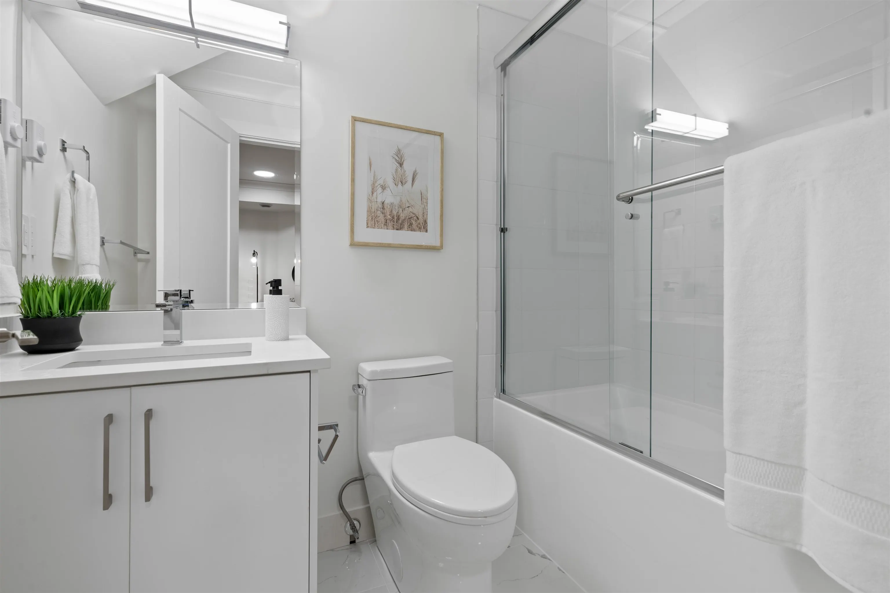 16623 18a Avenue #101