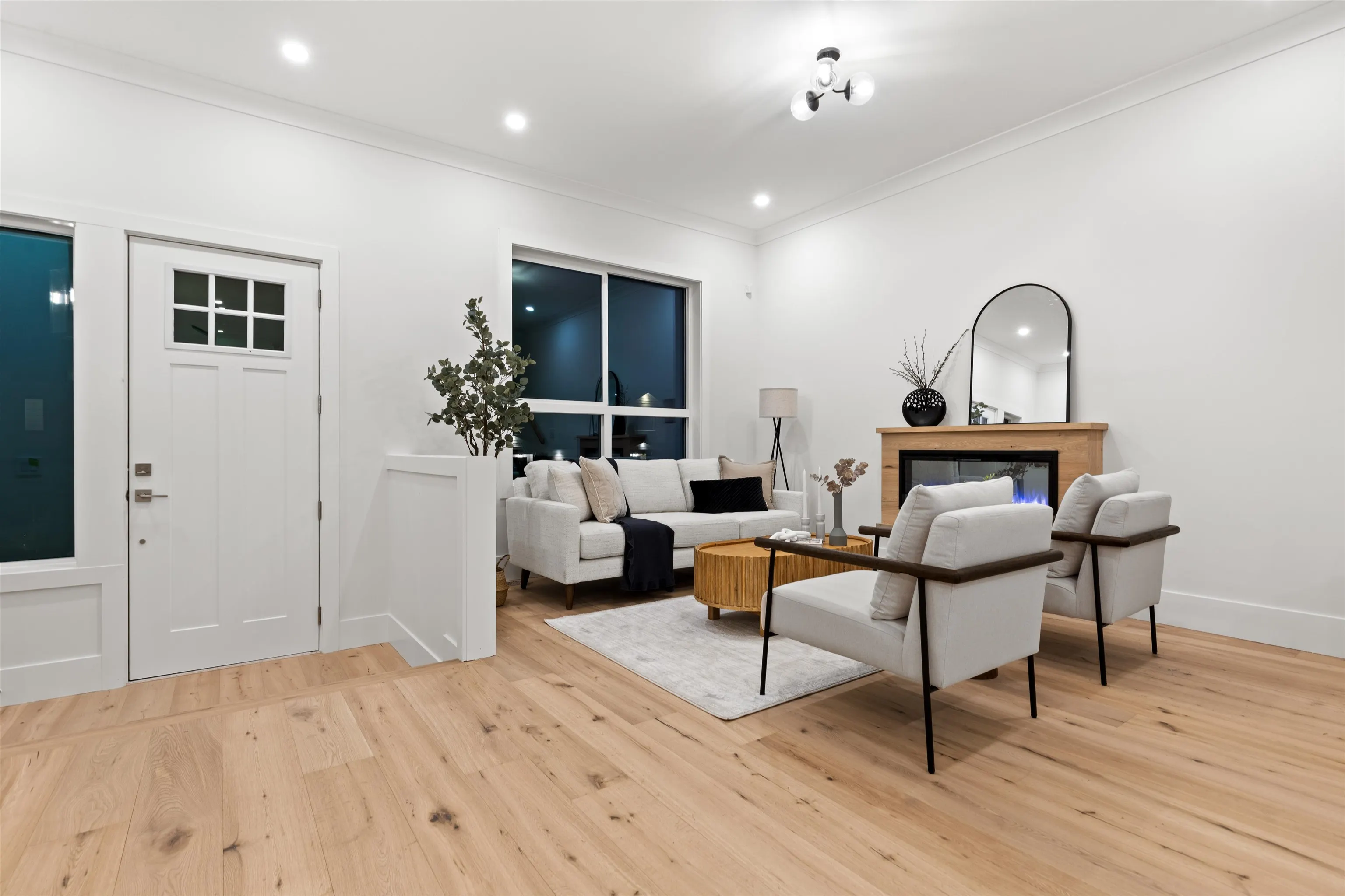 16623 18a Avenue #101