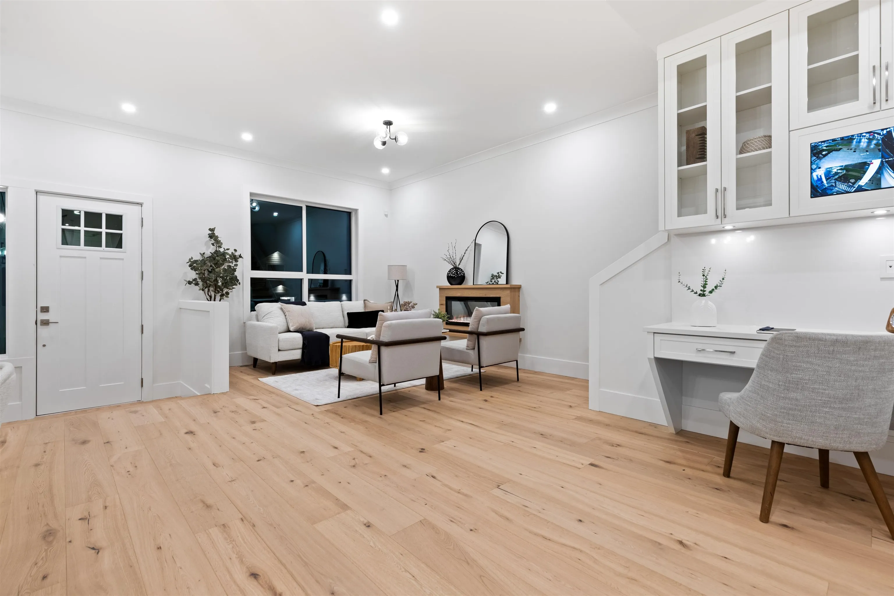 16623 18a Avenue #101