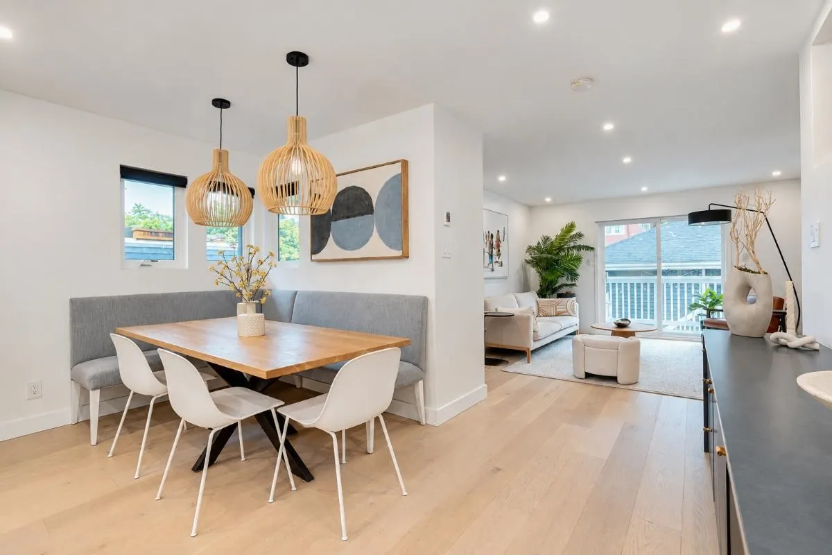 174 W 16th Avenue