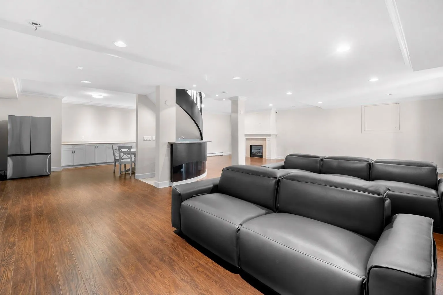 1259 W Keith Road