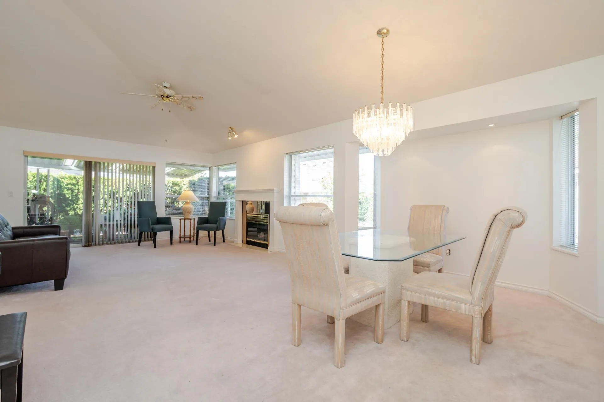 21746 52 Avenue #49