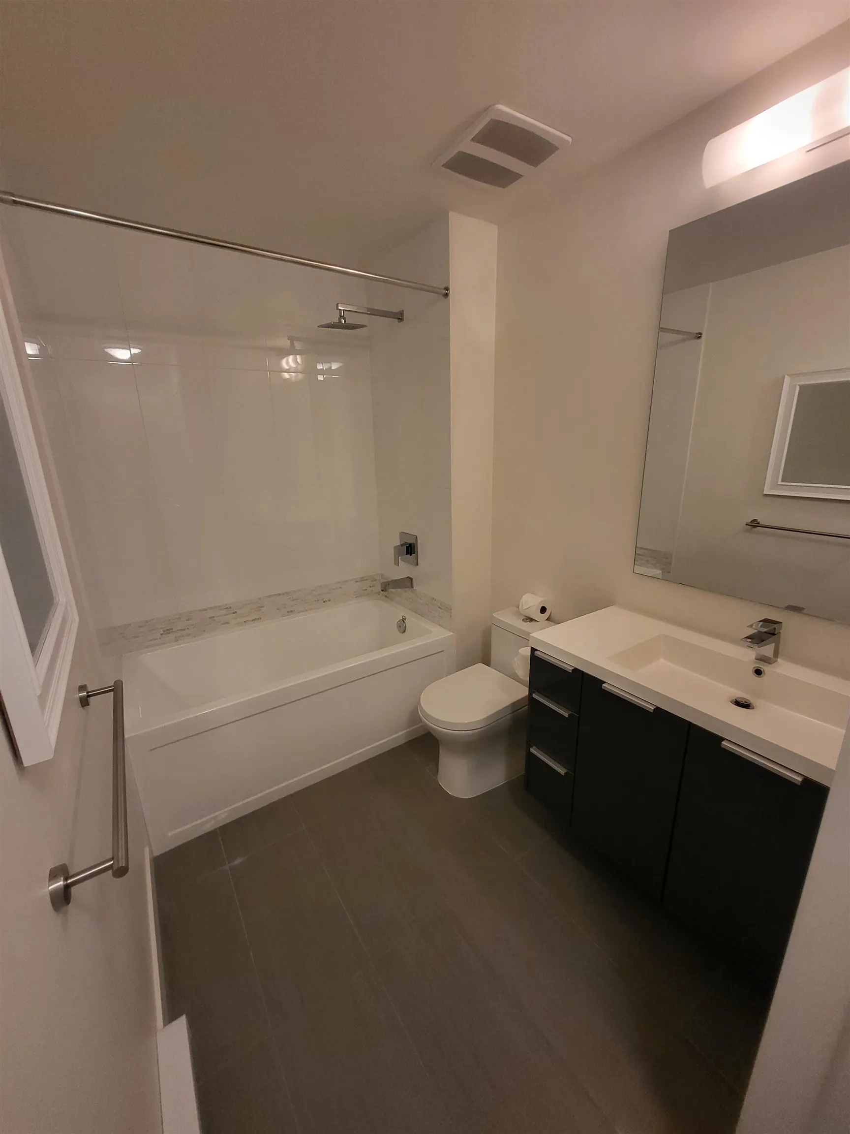 16398 AVENUE 64 Avenue #402