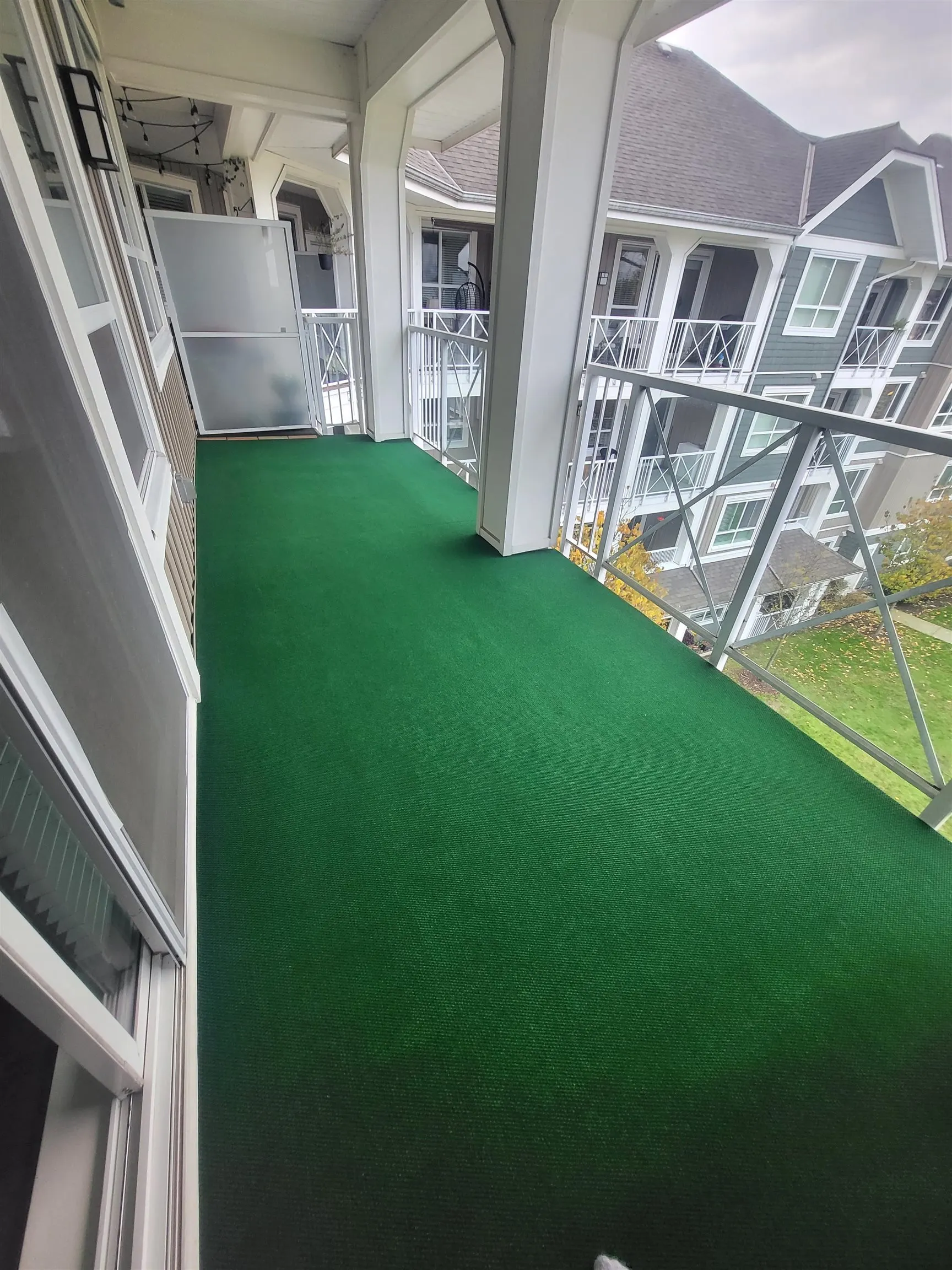 16398 AVENUE 64 Avenue #402