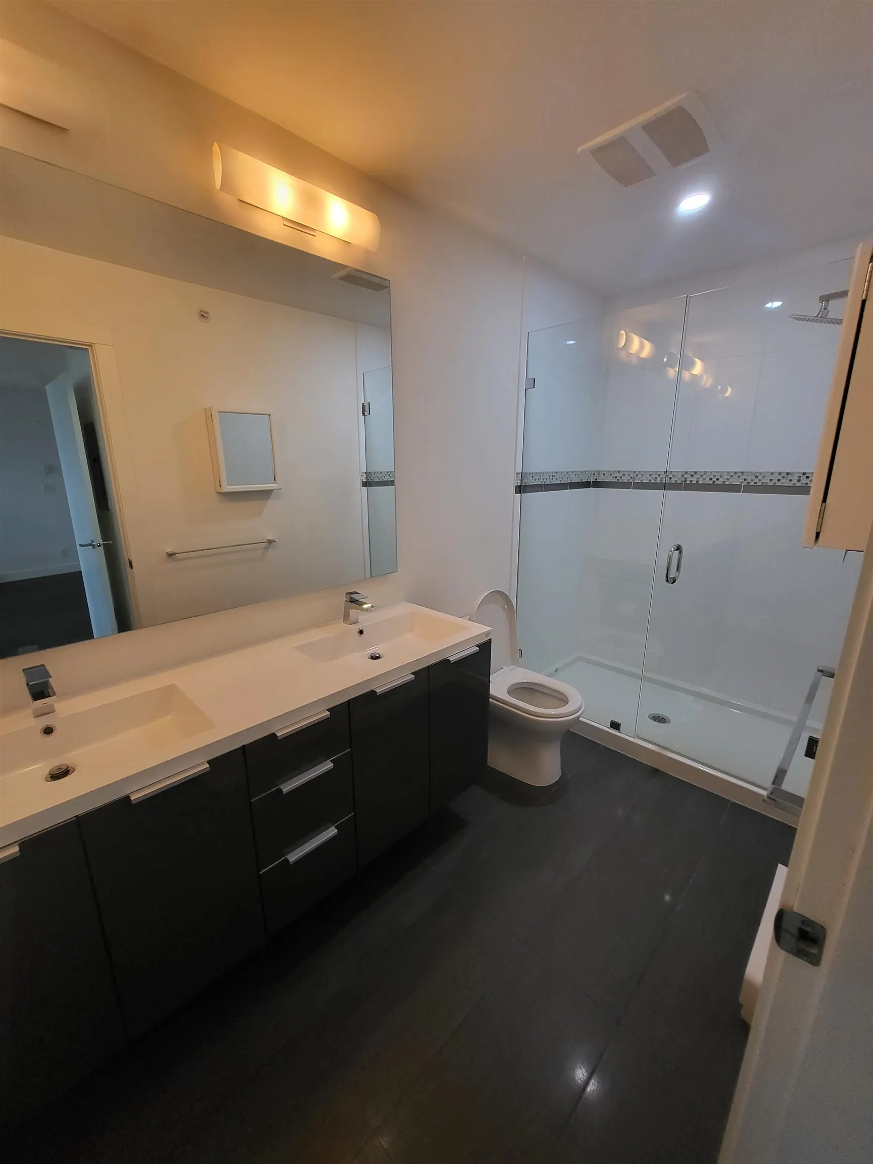 16398 AVENUE 64 Avenue #402
