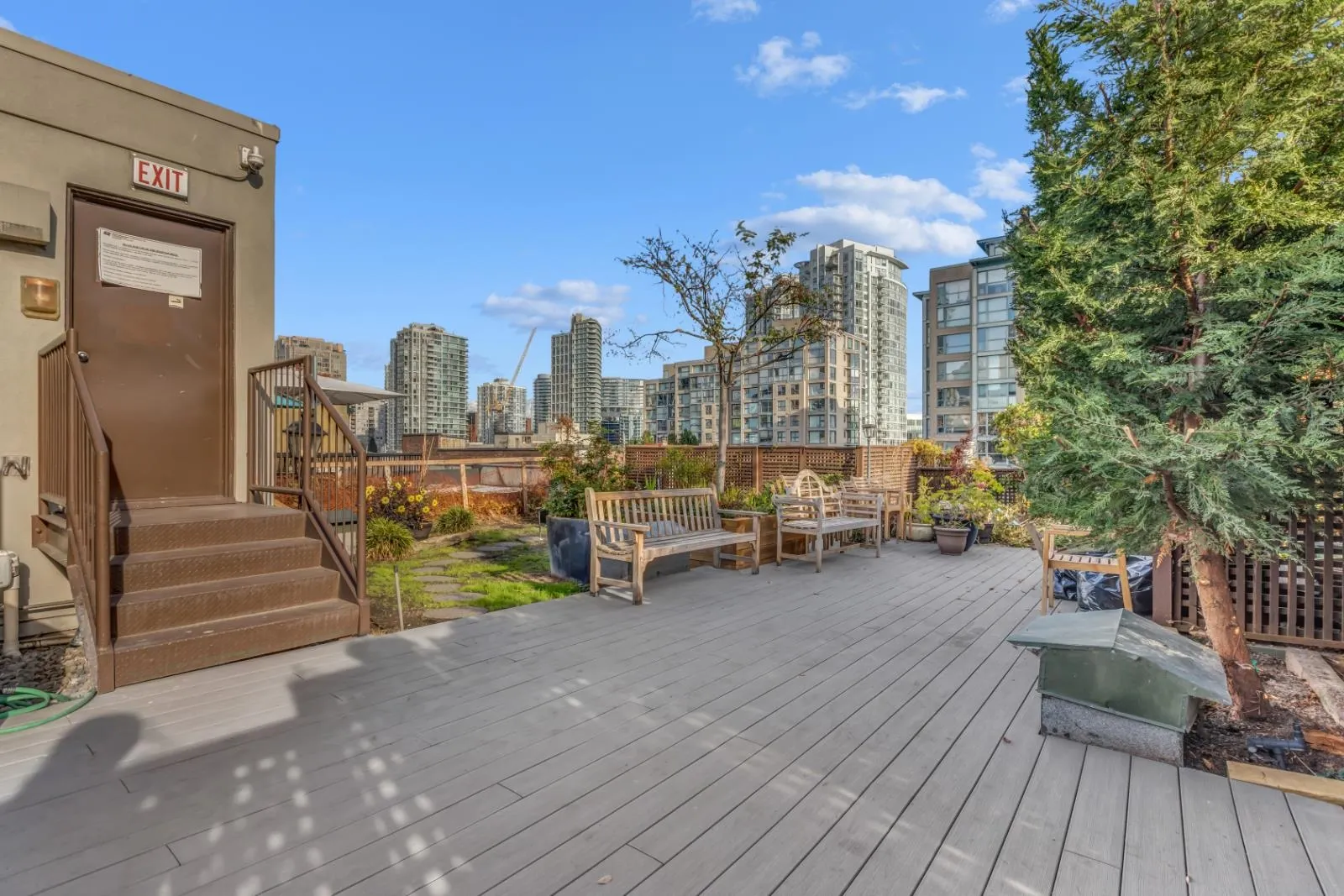 1178 Hamilton Street #402