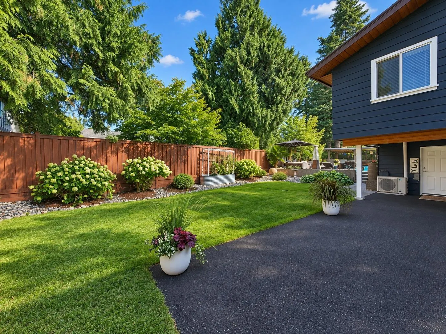 1050 Eden Crescent