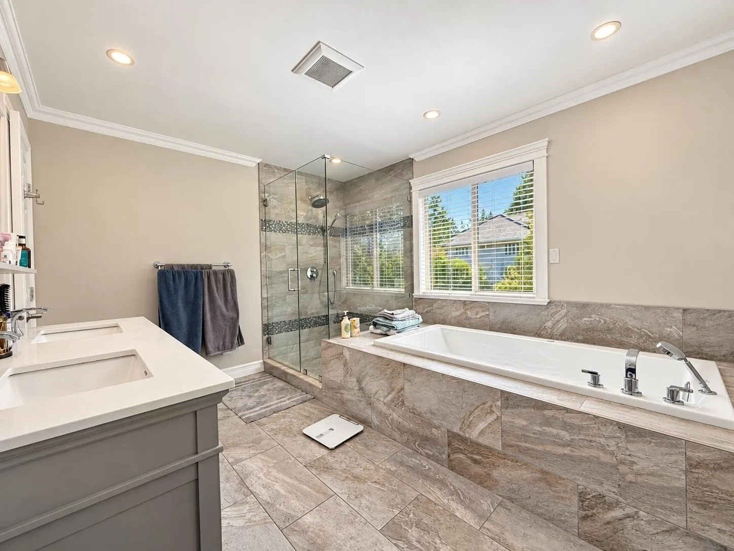 1050 Eden Crescent