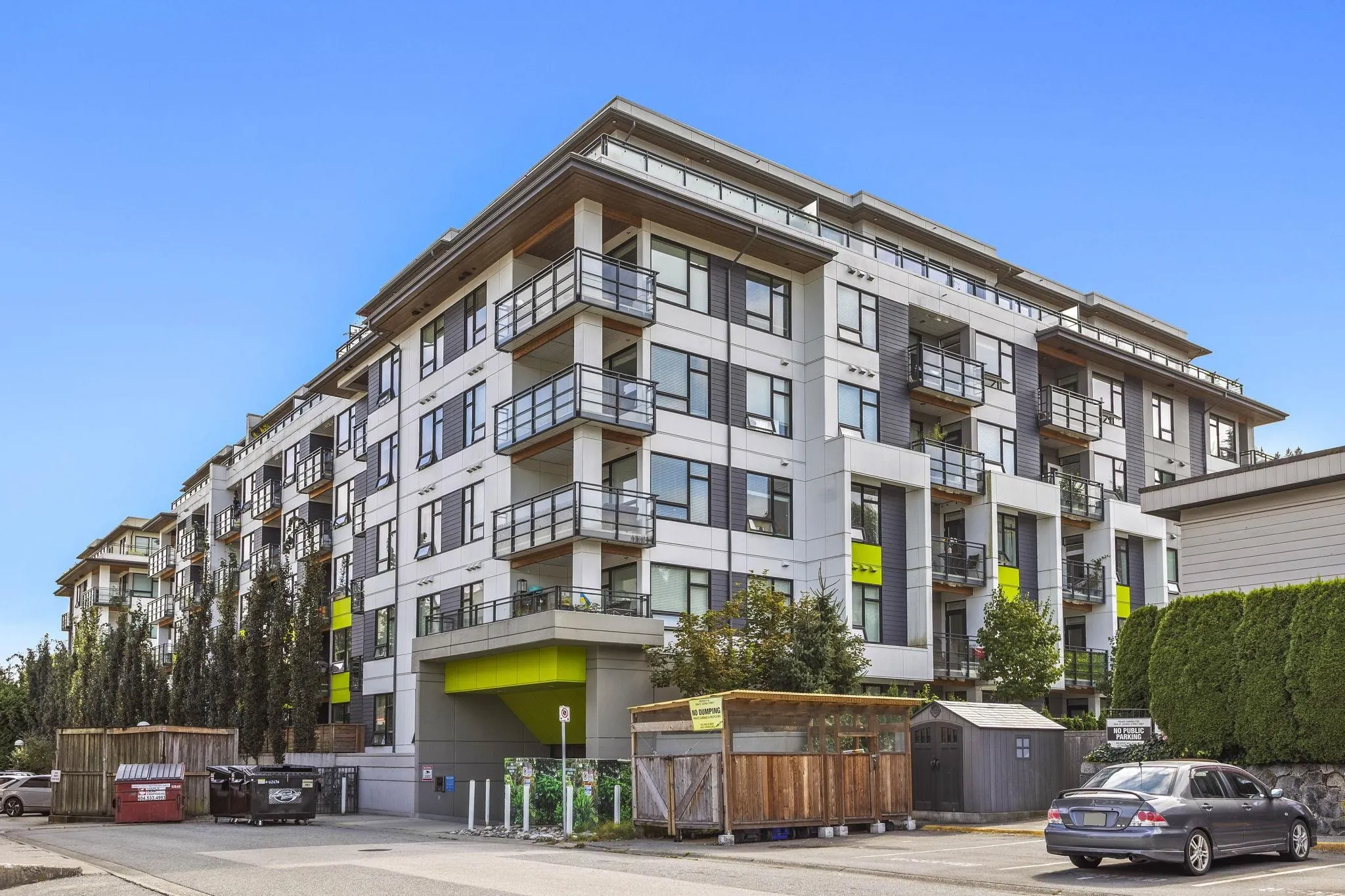 3018 St George Street #301