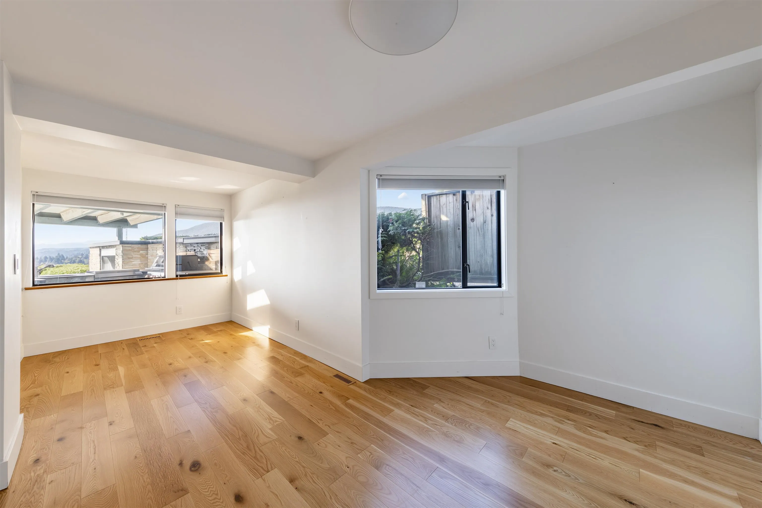 975 Aubeneau Crescent