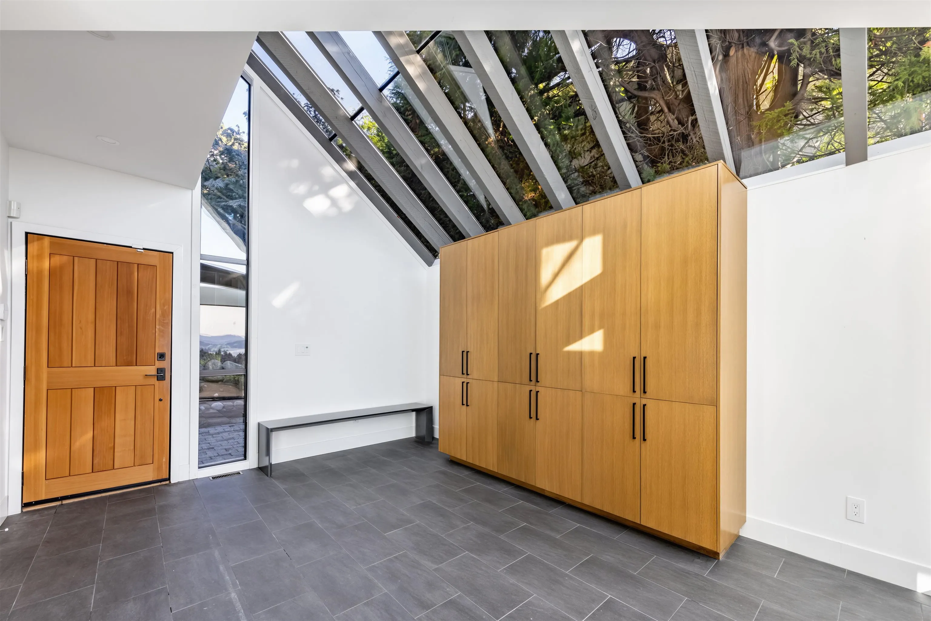 975 Aubeneau Crescent