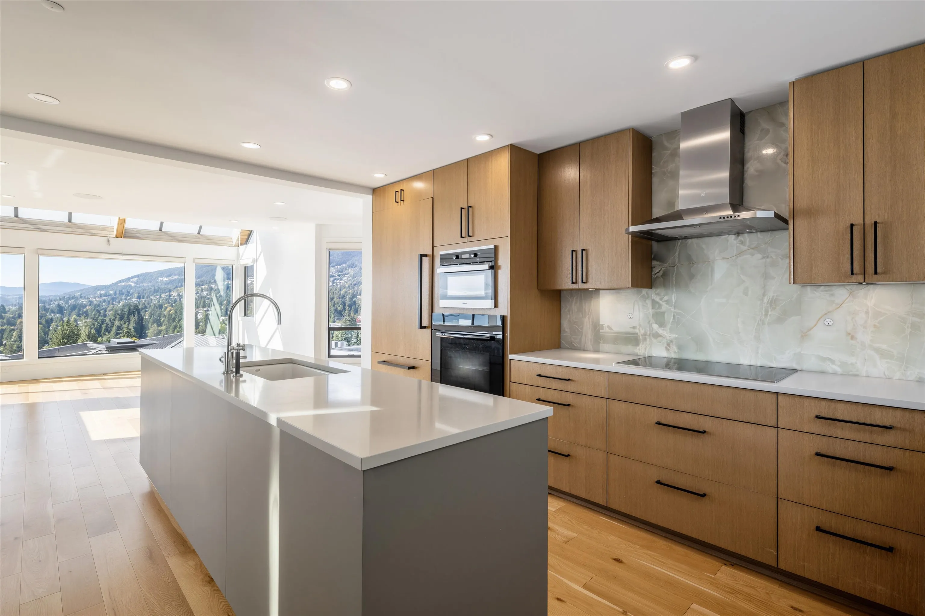 975 Aubeneau Crescent