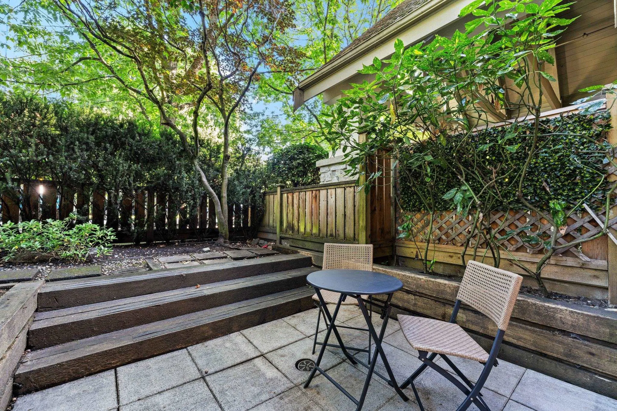 365 E 1st Street #118
