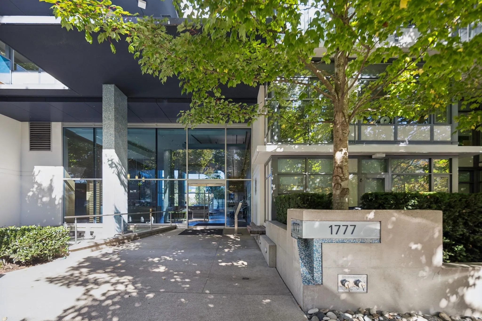 1777 W 7th Avenue #602