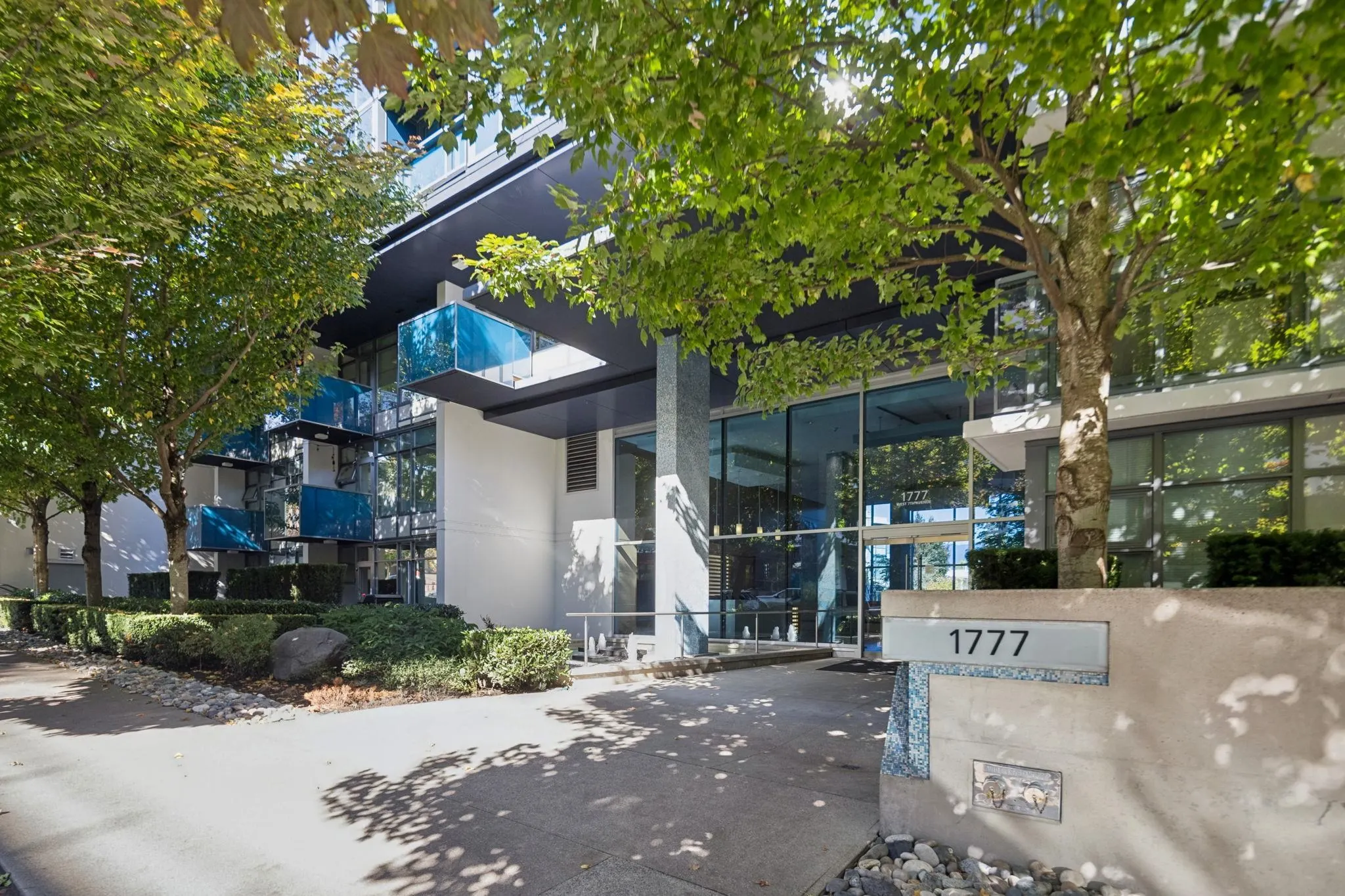 1777 W 7th Avenue #602