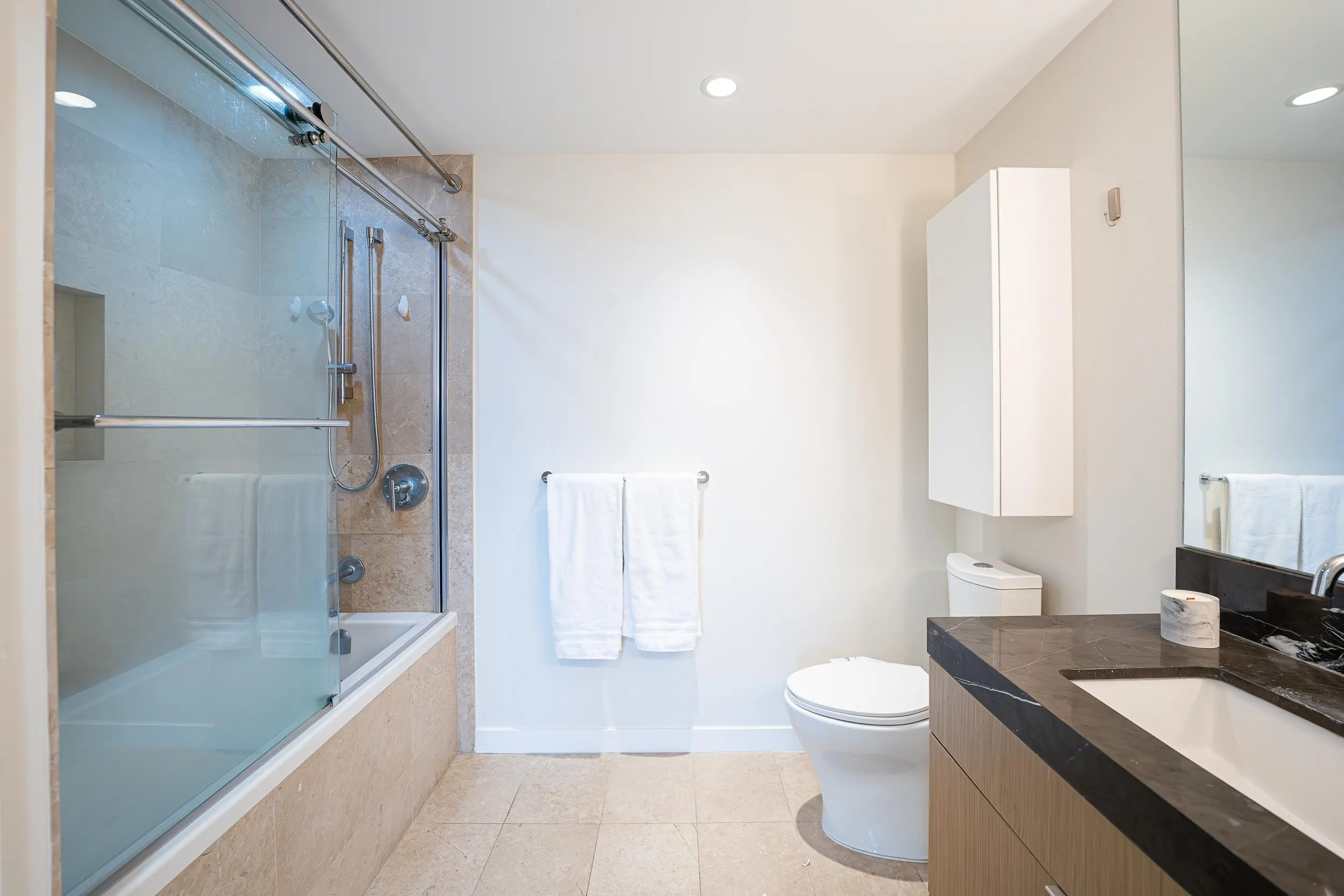 125 E 14th Street #1607