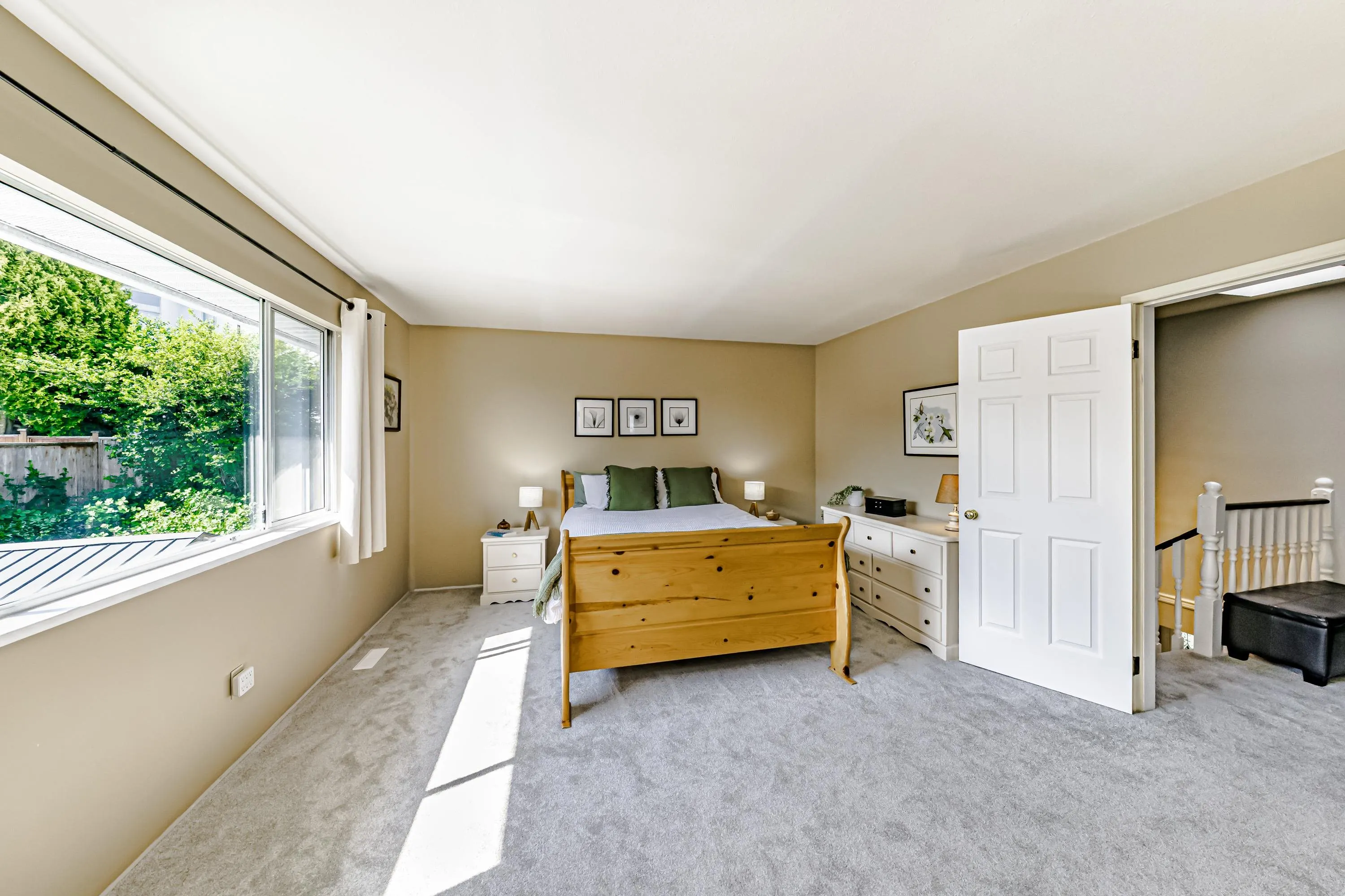 1328 Honeysuckle Lane