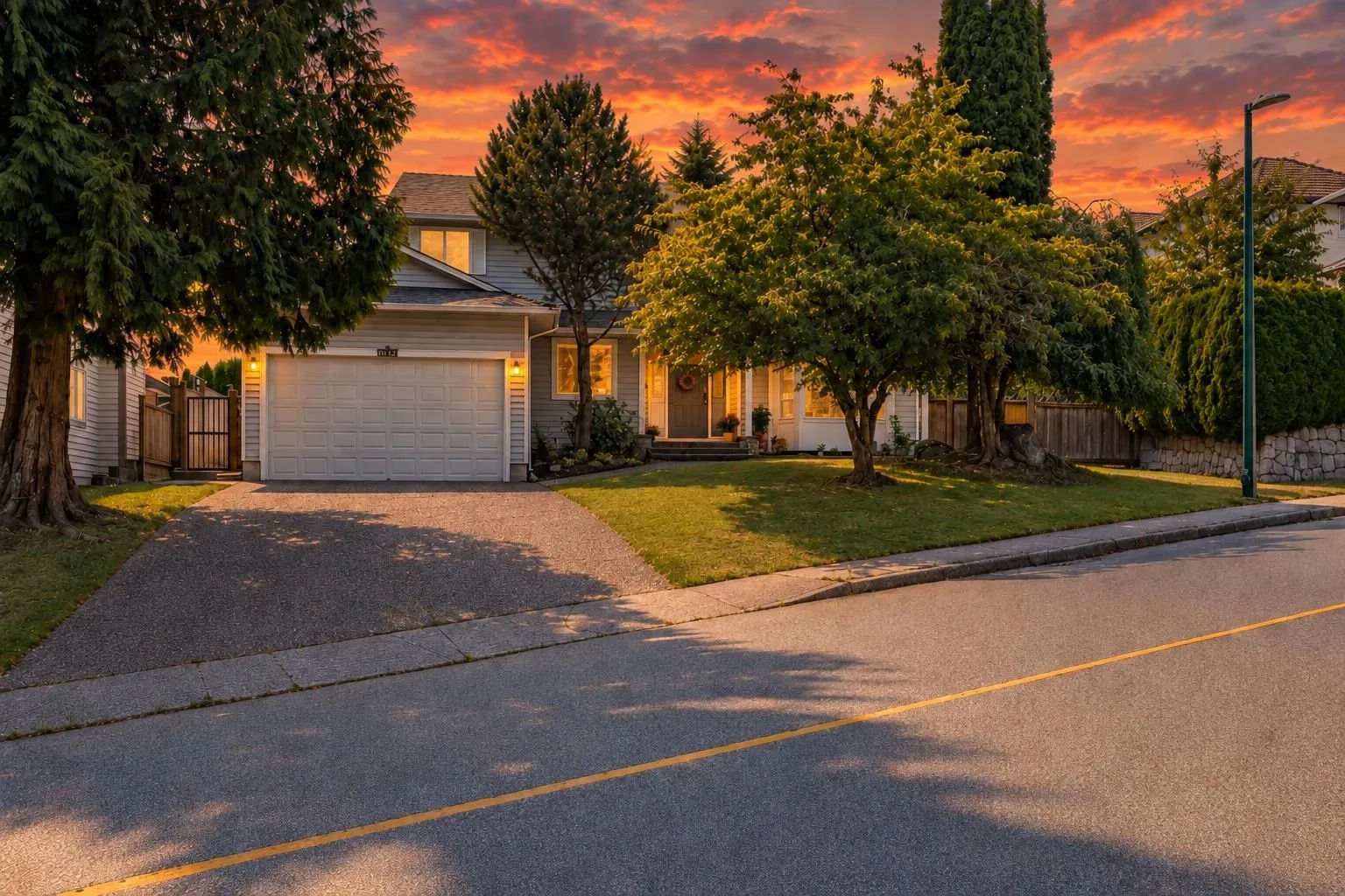 1328 Honeysuckle Lane